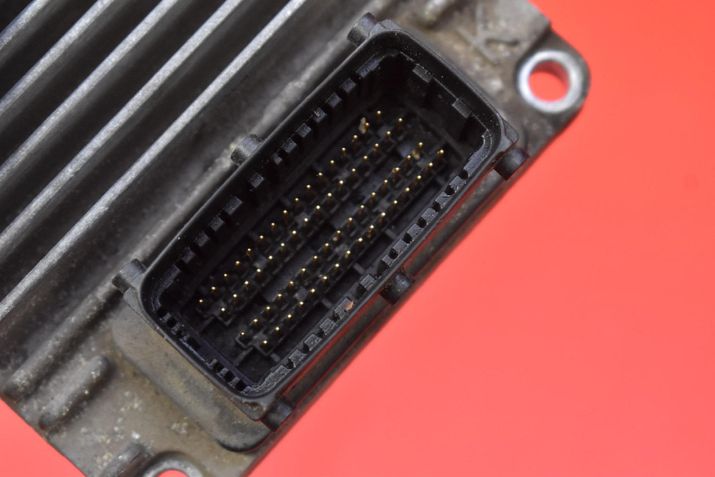 control unit computer of the engine 12212819 OPEL ASTRA 2 II G 1.7 DTI 75 KM 98-09
