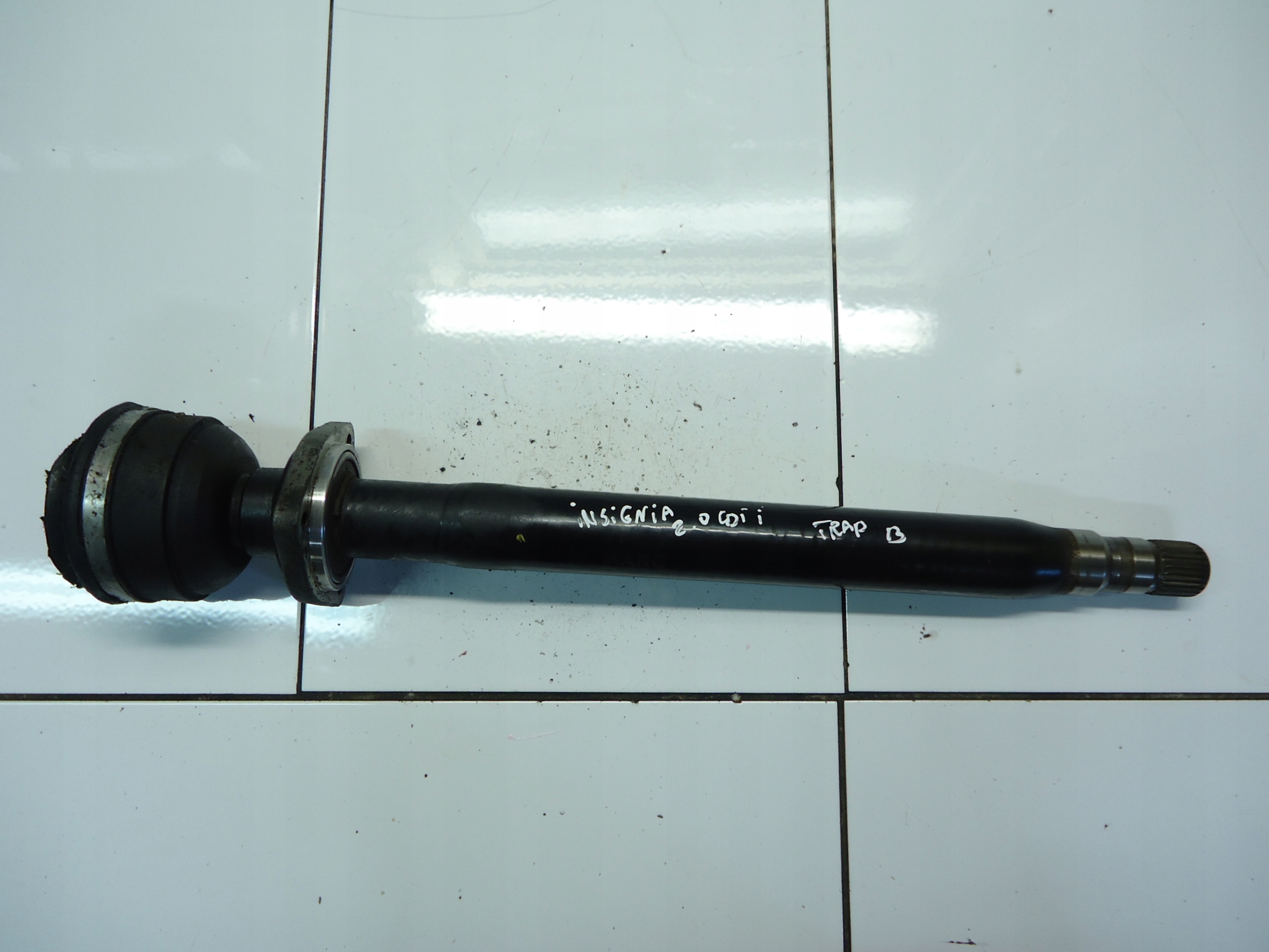 OPEL INSIGNIA 2.0CDTI Demi axe Support 13364192