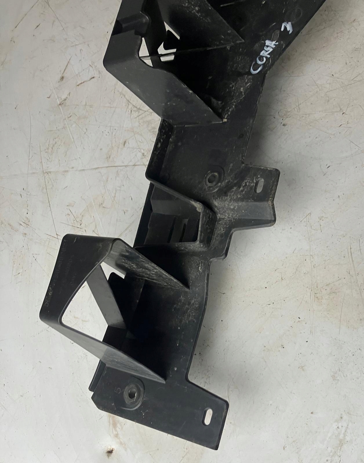 Support Arrière Moyenne OPEL CORSA F 9829543480