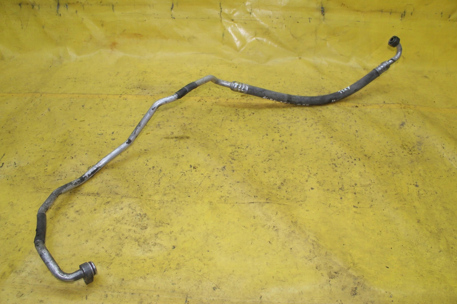 Кабель кондиціонера 8D0260704B A4 B5 2.6 B