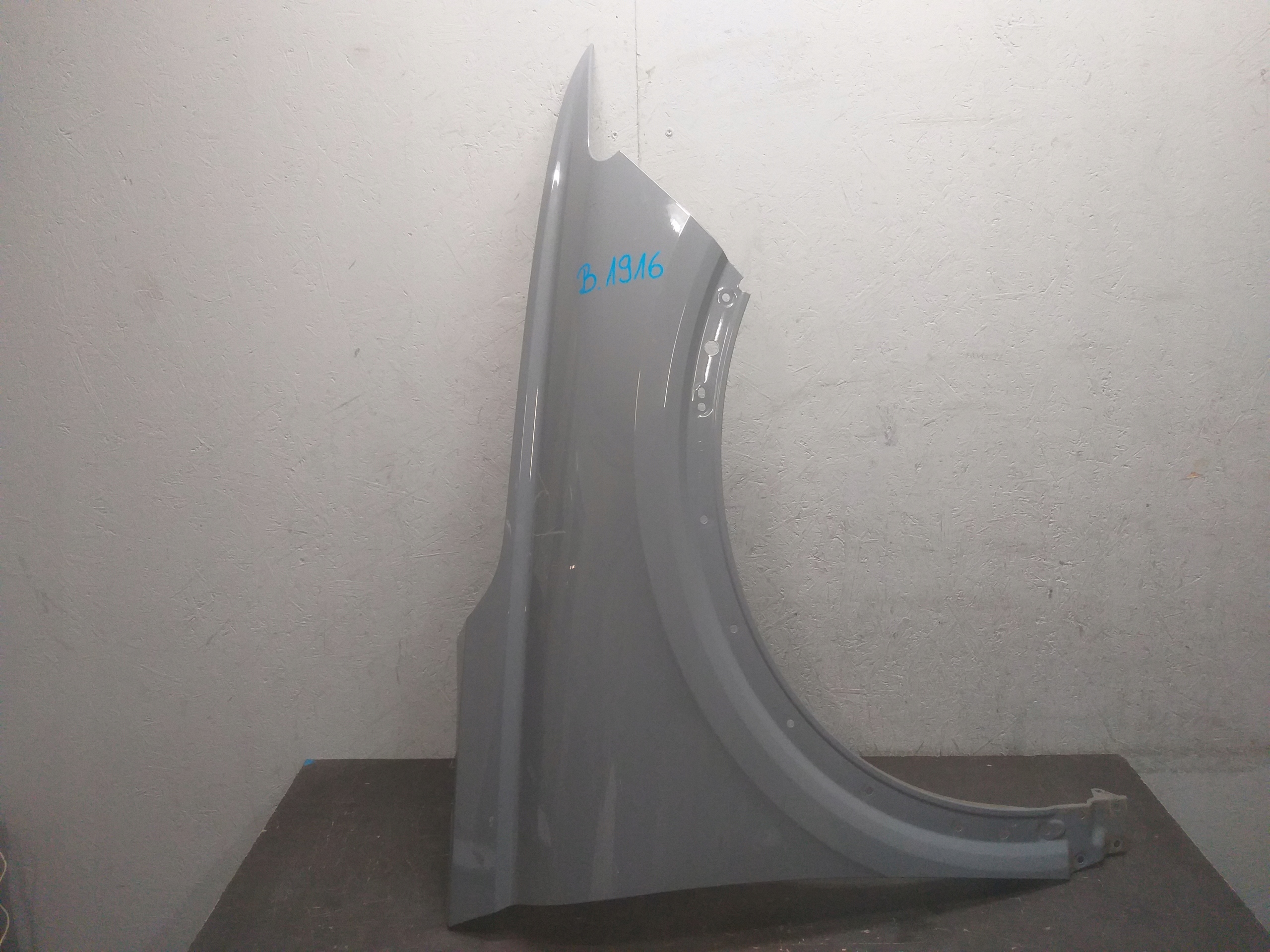 fender front right AUDI Q4 E TRON 89A