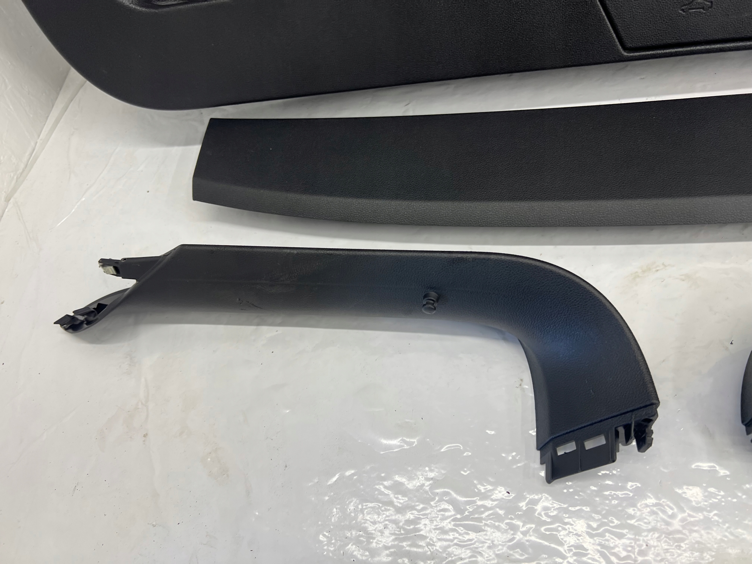 VW T ROC cover bonnet boot 2GA867707 2GA867605B
