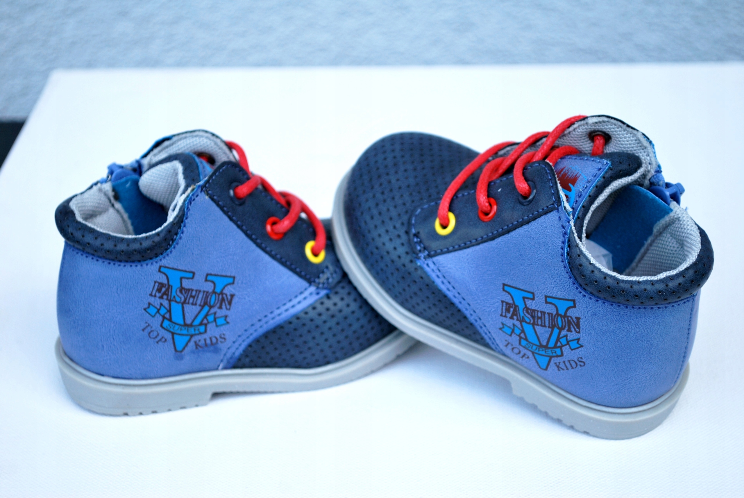 PRZEJŚCIOWE TRZEWIKI w.skóra profil r.20 / 12,7cm Marka Inna marka