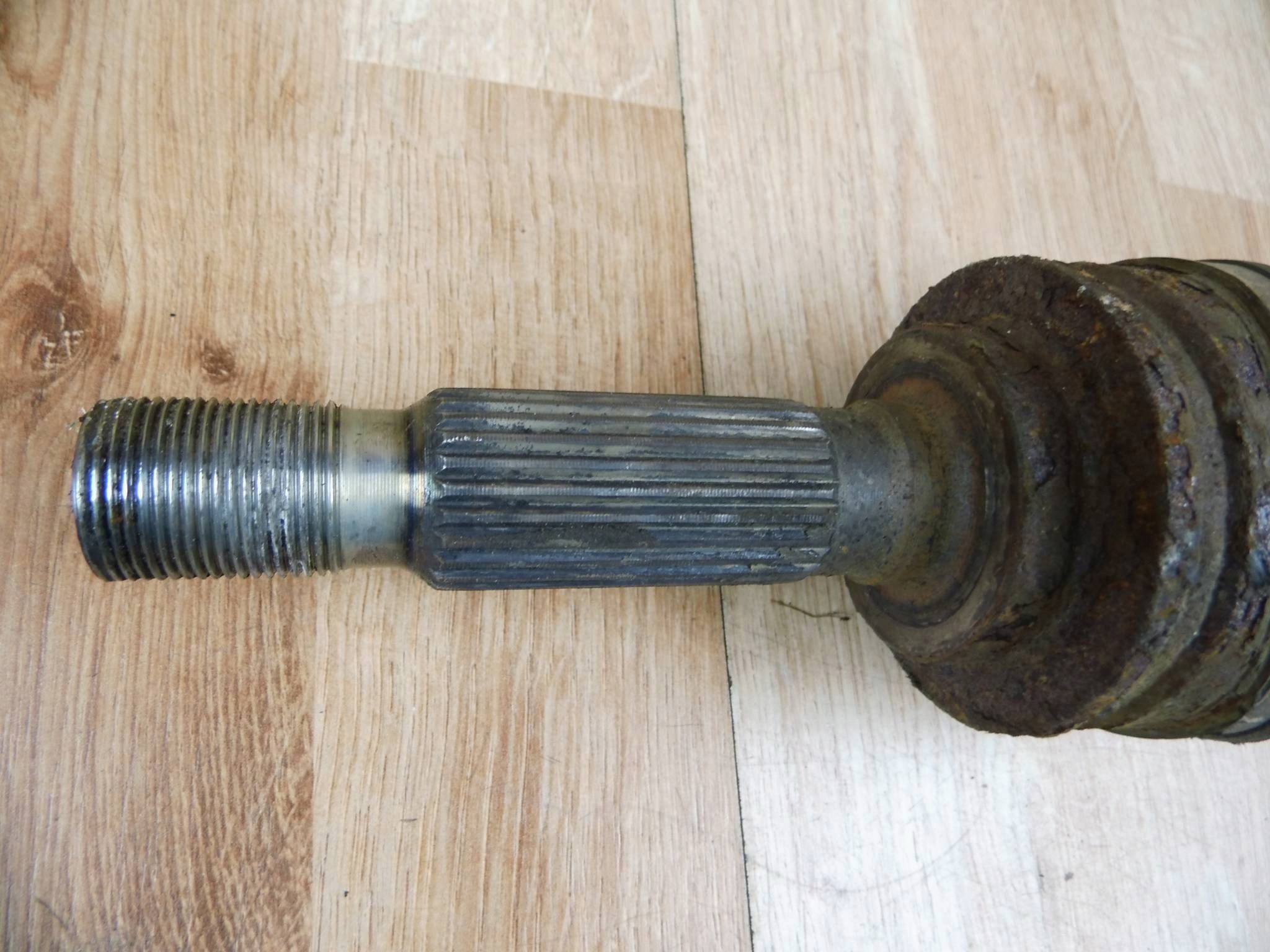 Mitsubishi Outlander III 2.2 D semi-axis rear left rear part left 3715A313