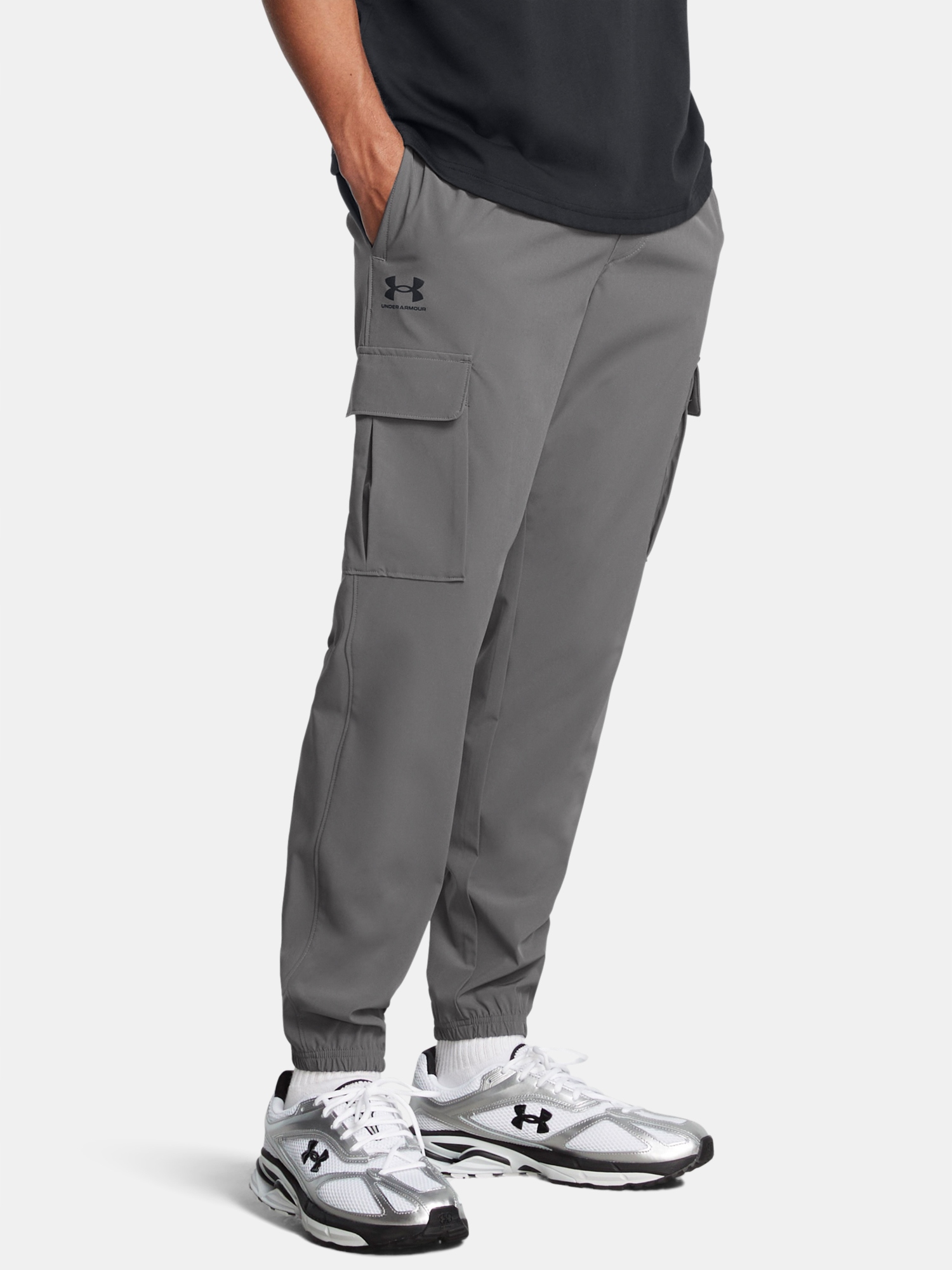Pánské sportovní kalhoty Under Armour Ua Vibe Woven Cargo Pants-GRY