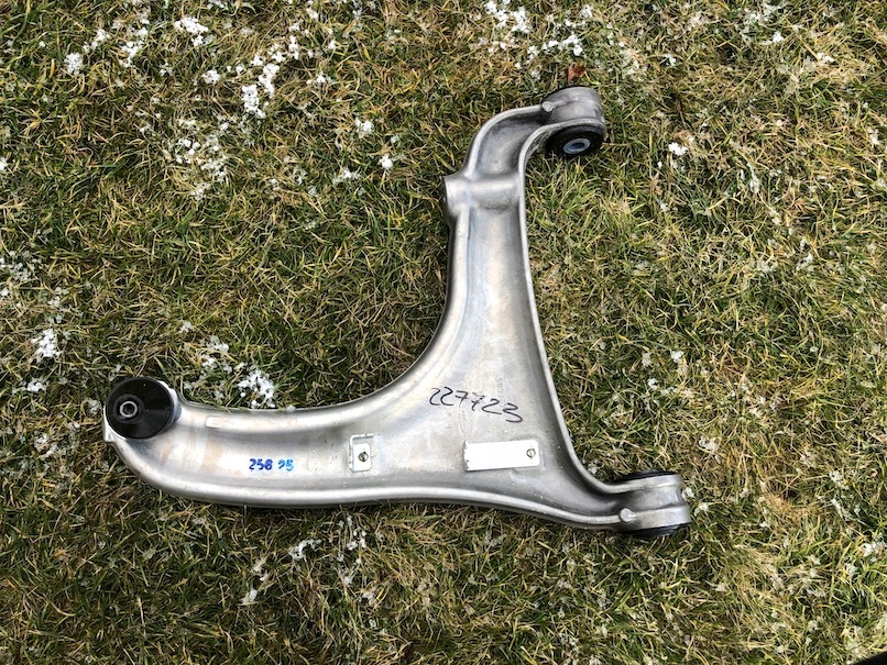 MASERATI QUATTROPORTE РИЧАГ ЗАДНИЙ ПРАВЫЙ ОРИГИНАЛ