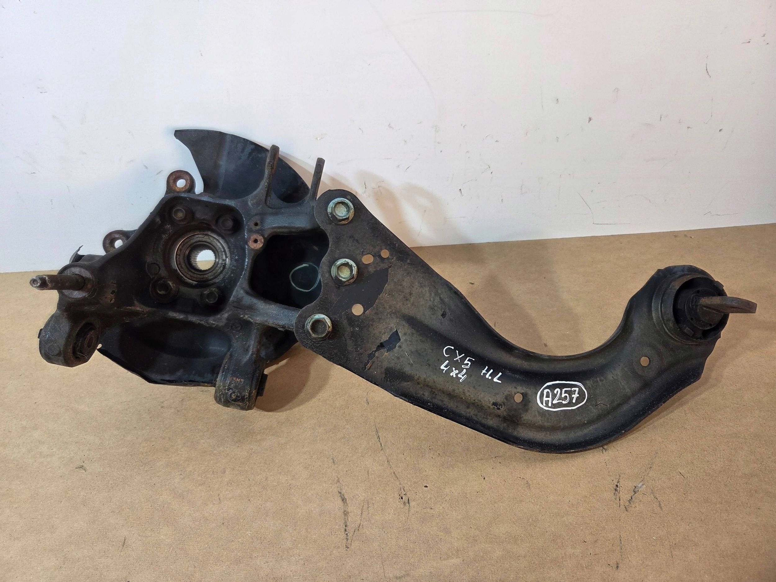 Mazda CX-5 II Lift 2017- swing rear right 4WD KD35 (A257)
