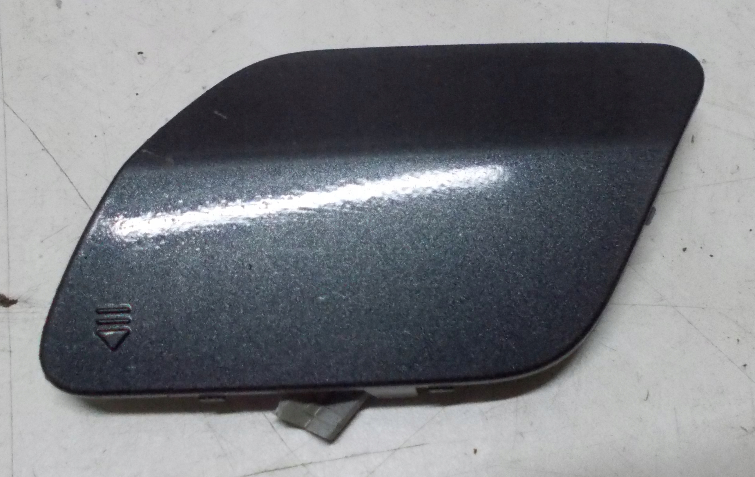 MERCEDES W205 towing hook cap bumper front
