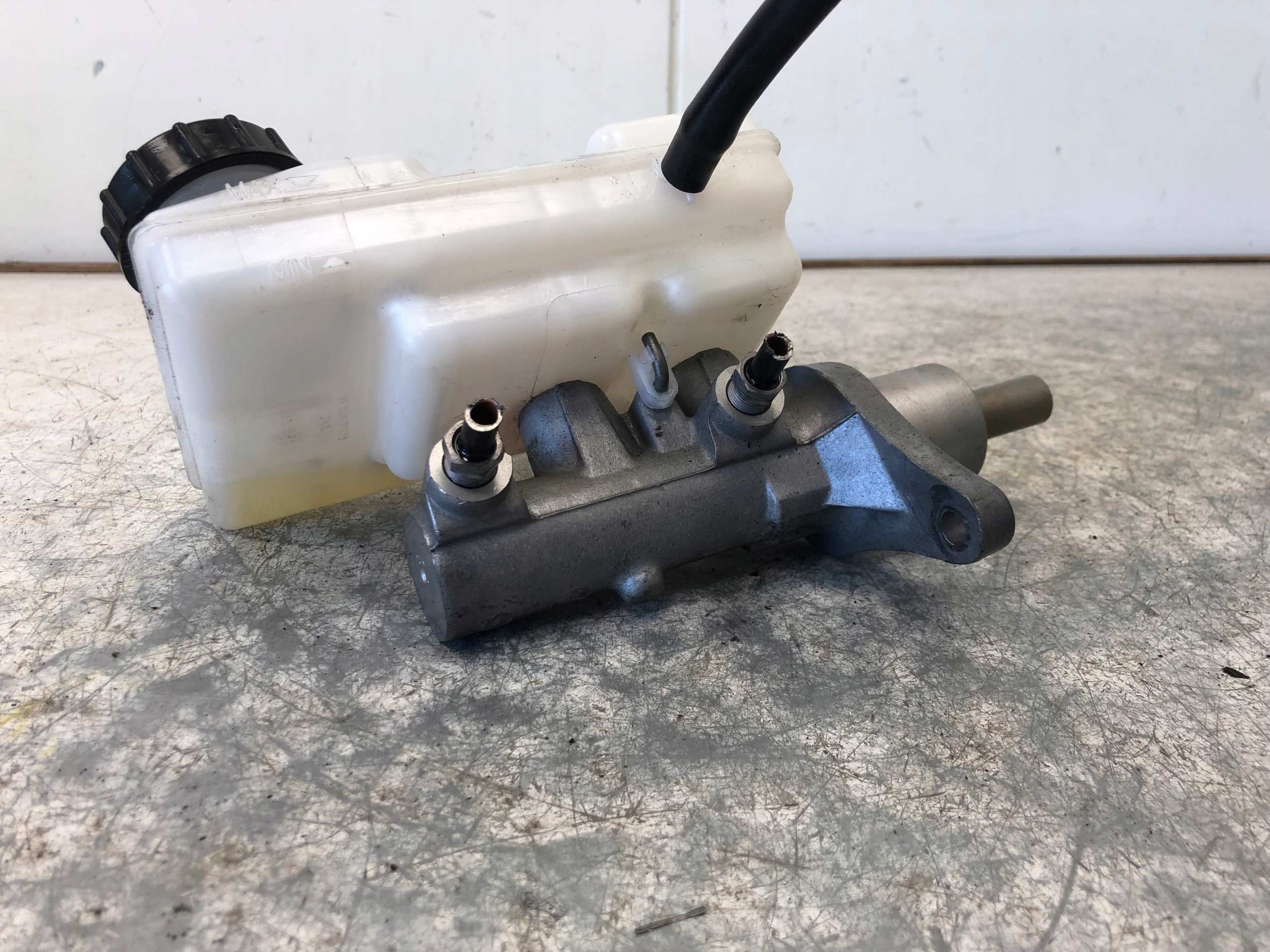 Servo frein RENAULT MASTER IV 03350890491