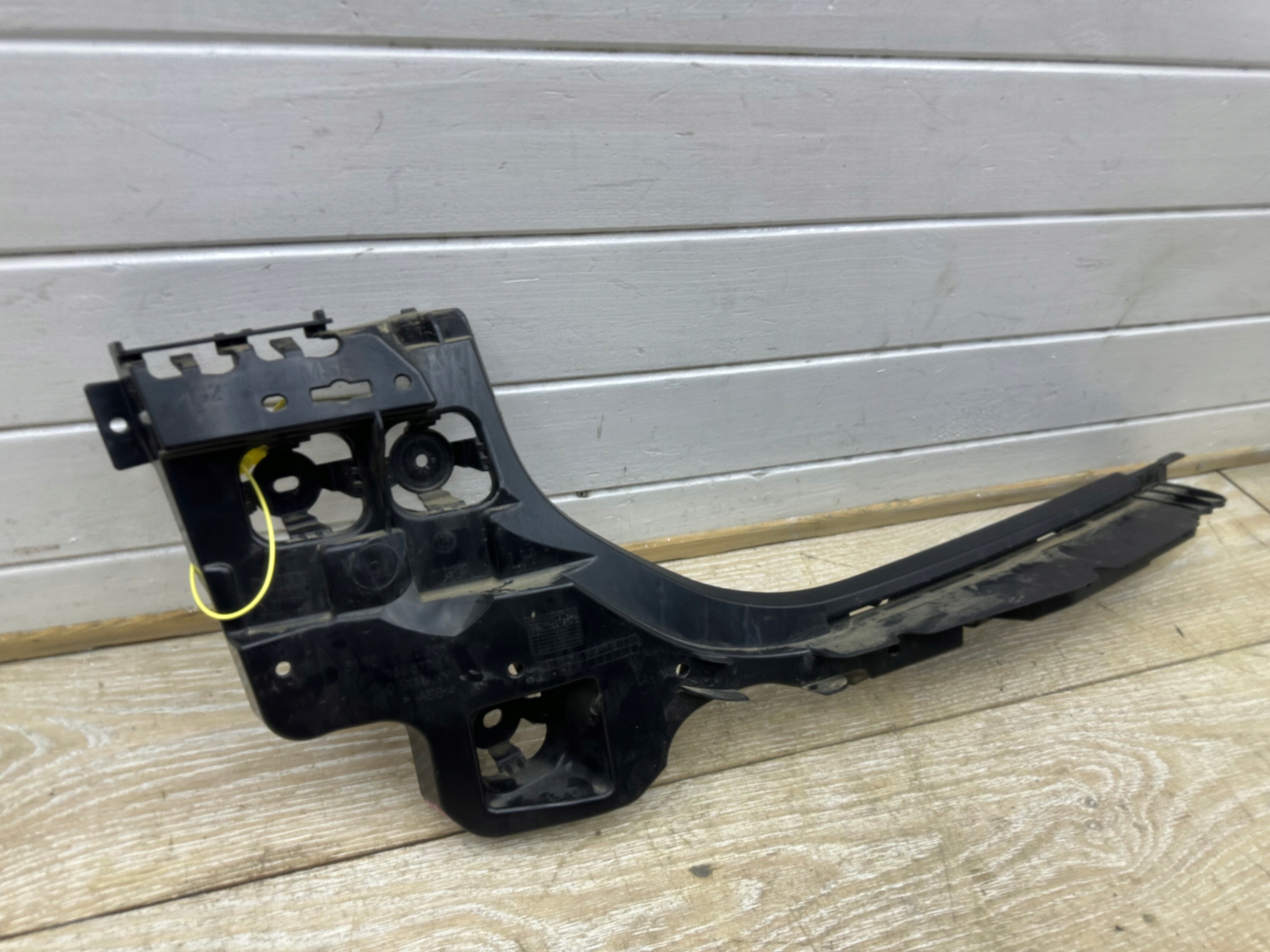 bumper bracket rear part BMW 3 G21 M PAKIET 7469365
