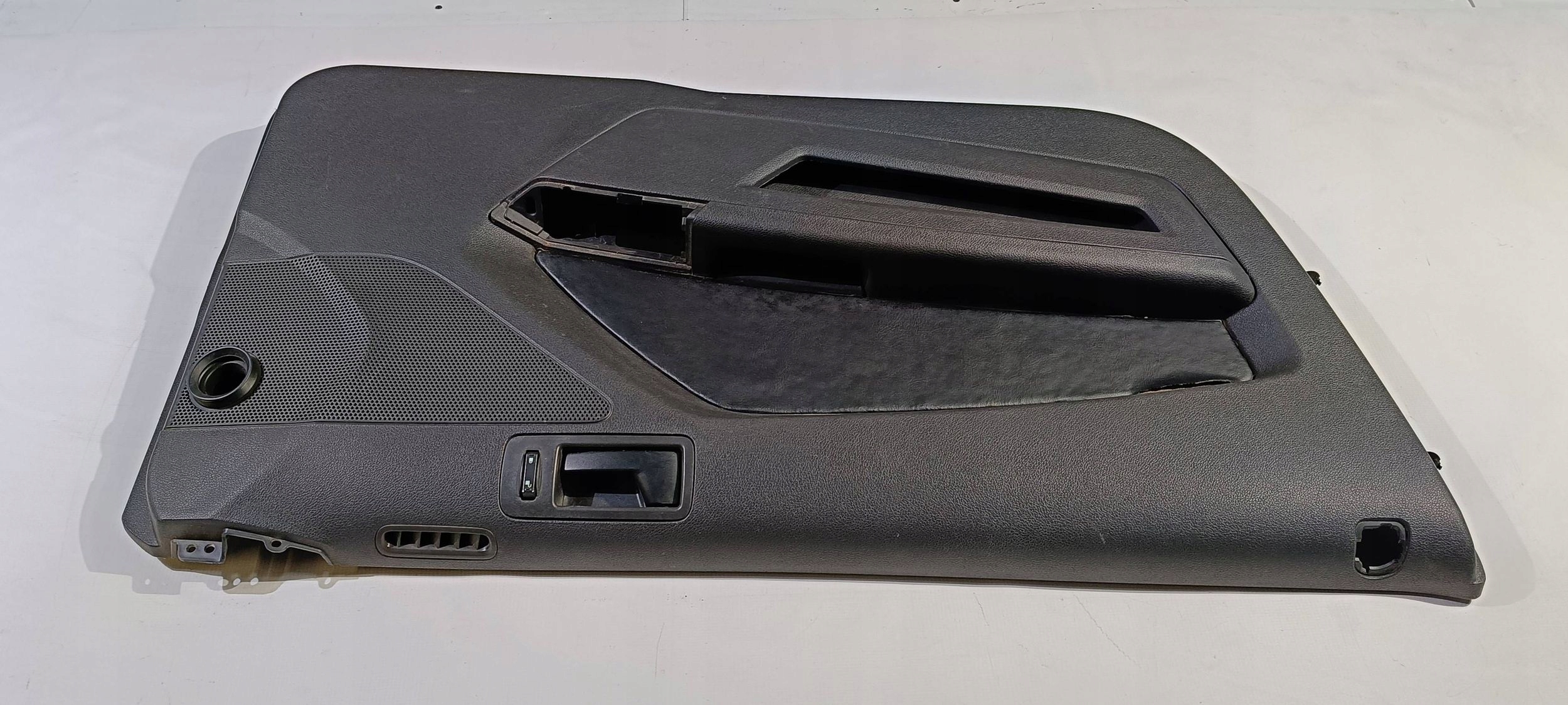 side upholstery side door left of left Ford Mustang V 2010-2014
