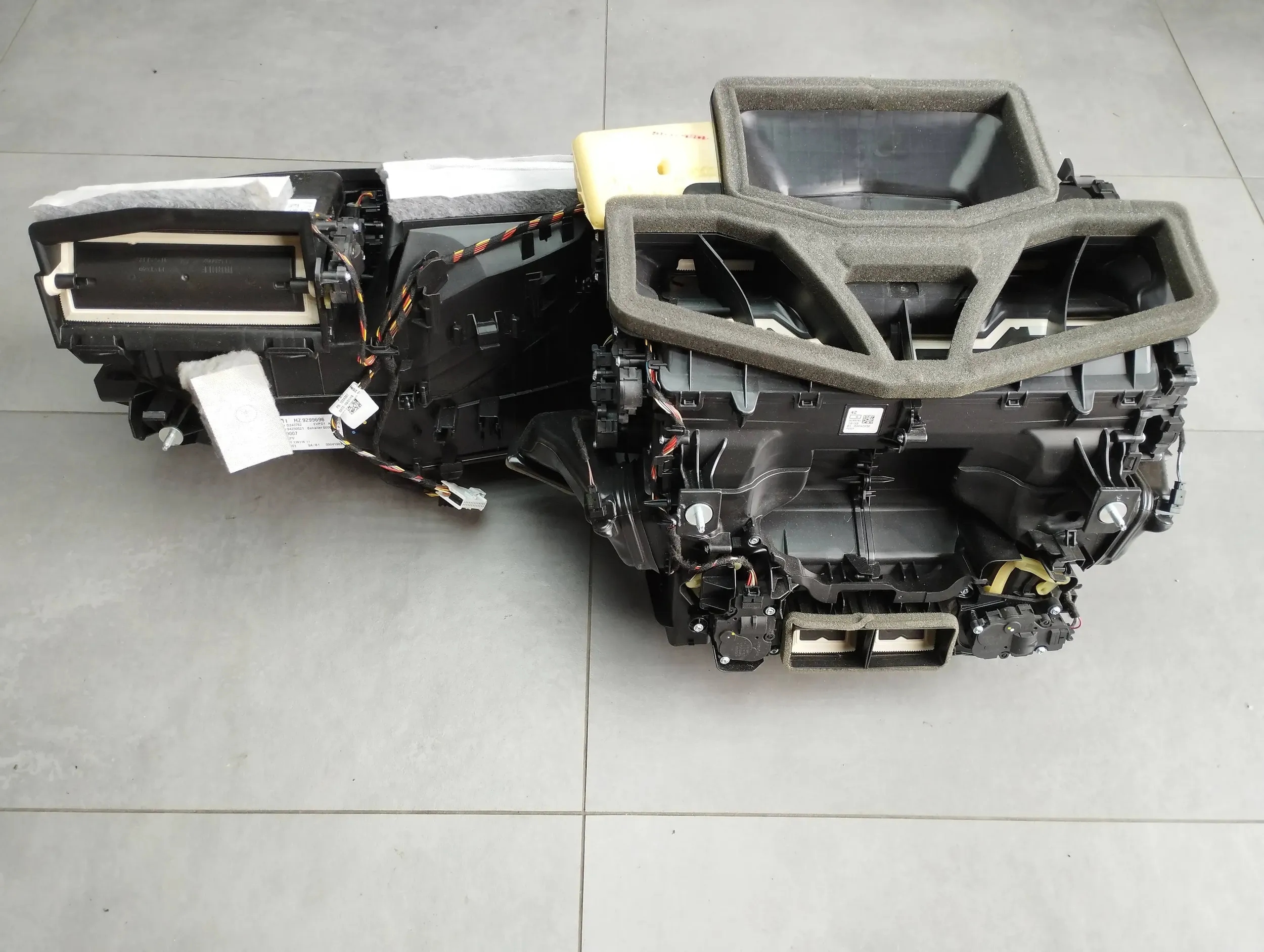 BMW 7 G11 heater 9299696 UK
