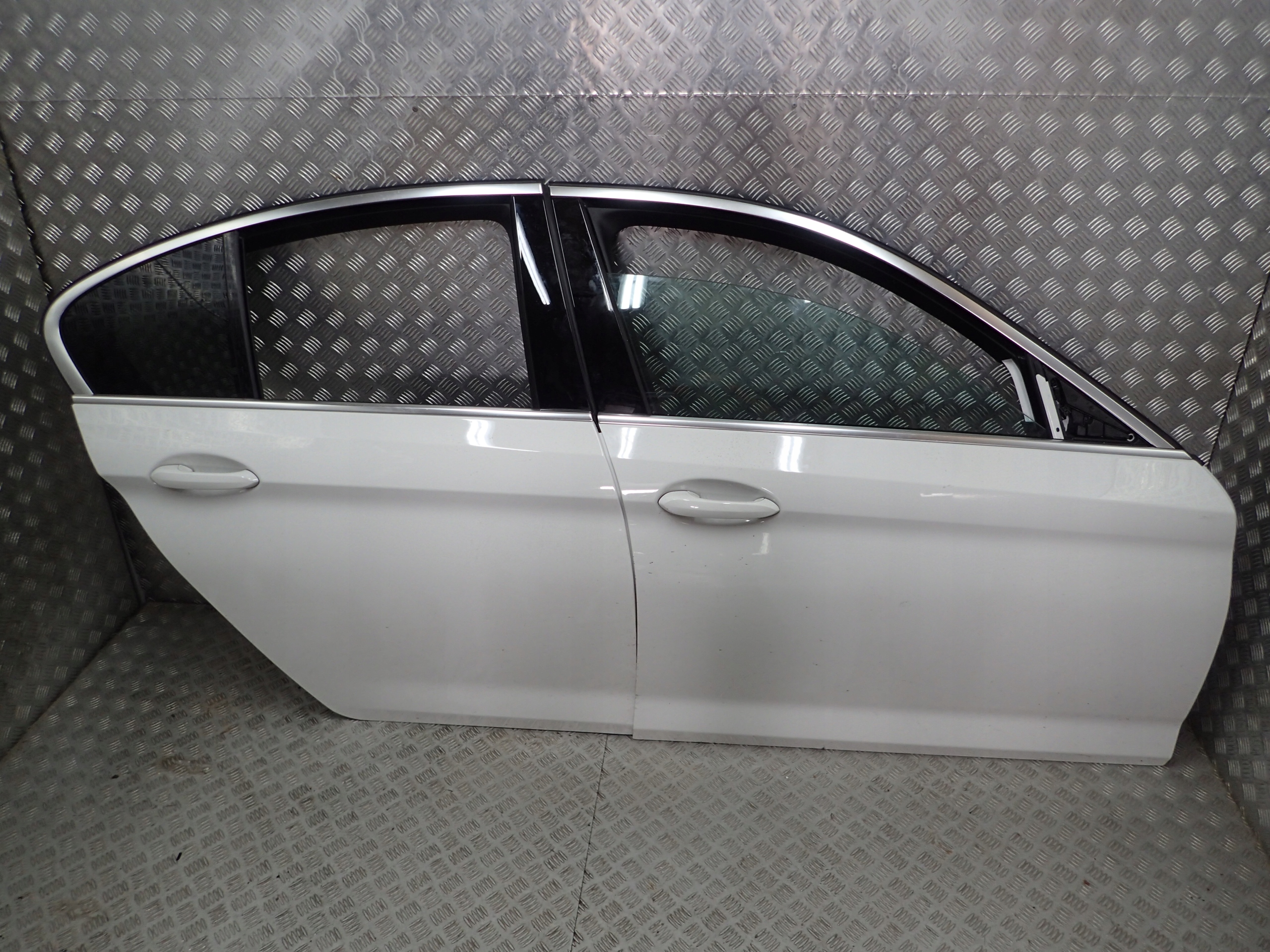 BMW M5 F90 5 G30 DRZWI PRZOD PRZEDNIE PRAWE SZYBA