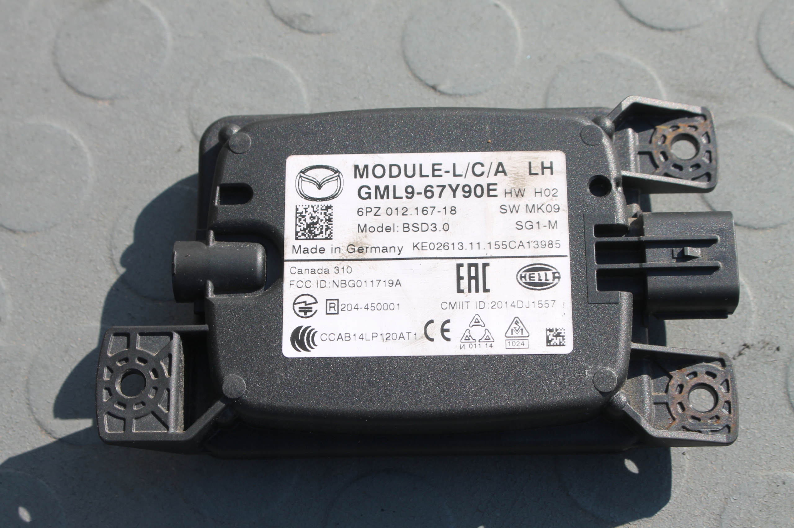 ASYSTENT MODUL RADAR LEWY MAZDA 6 III GJ 12 18 Part manufacturer Mazda OE