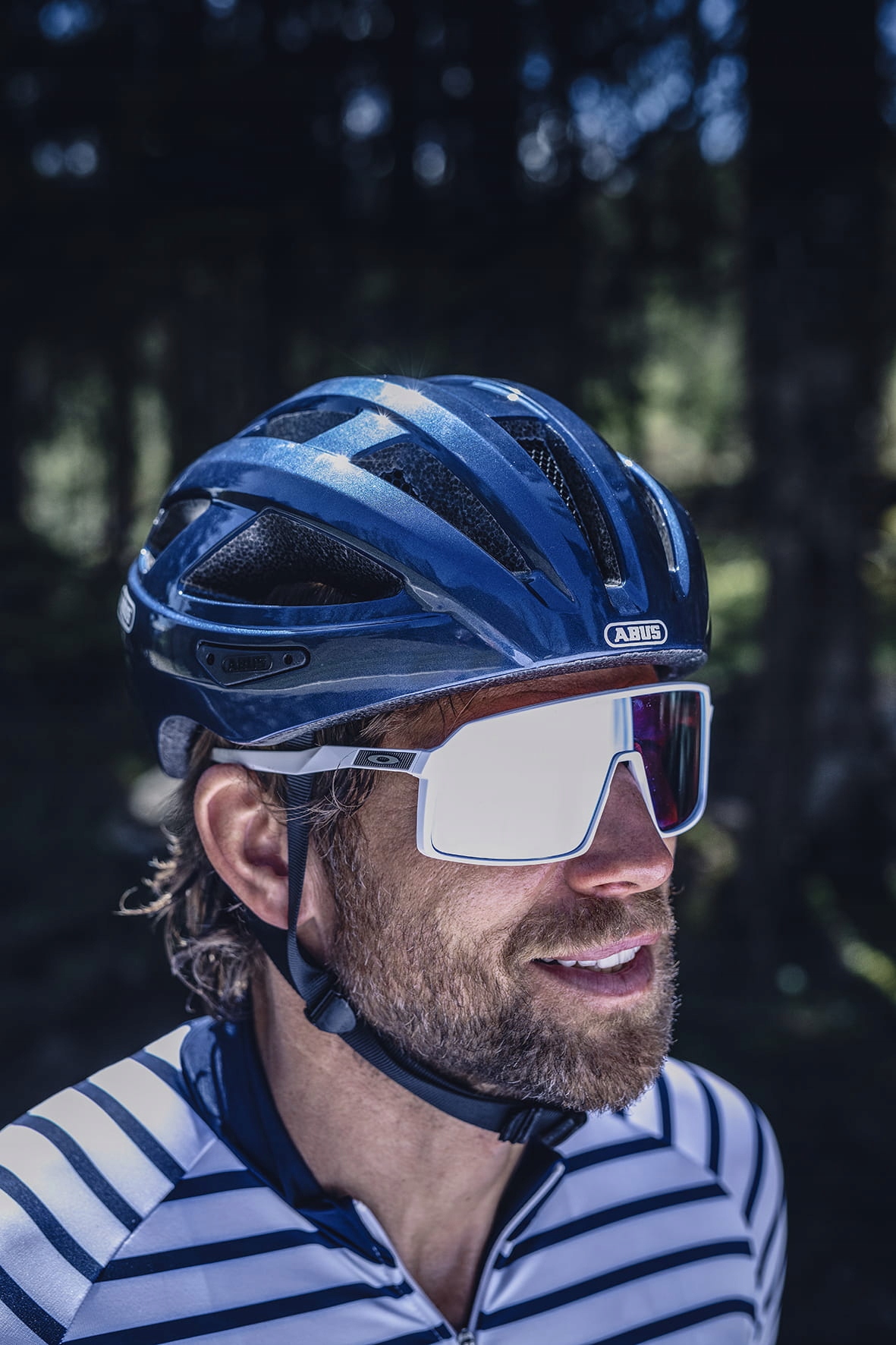 Kask rowerowy ABUS Macator steel blue - L Model Macator