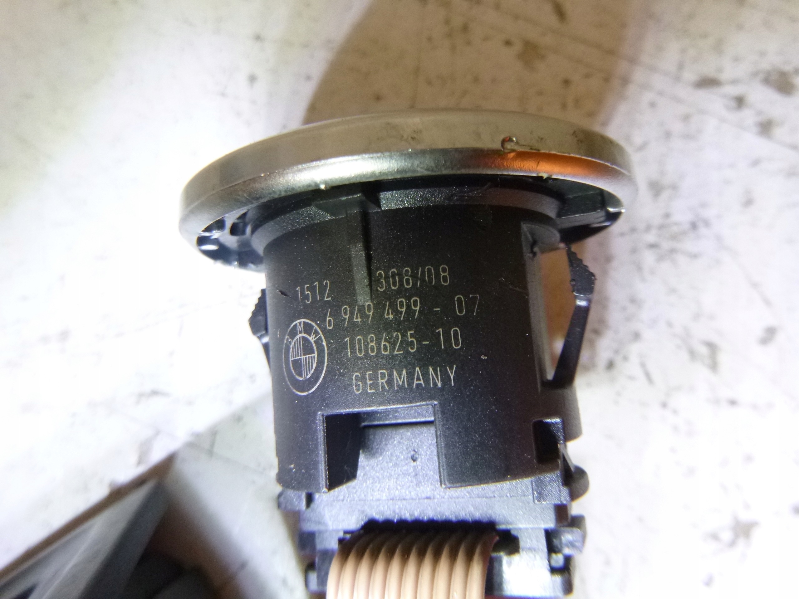 ignition player kluczyka button START 2 klucze BMW 1 E87 E81 E90 6949499