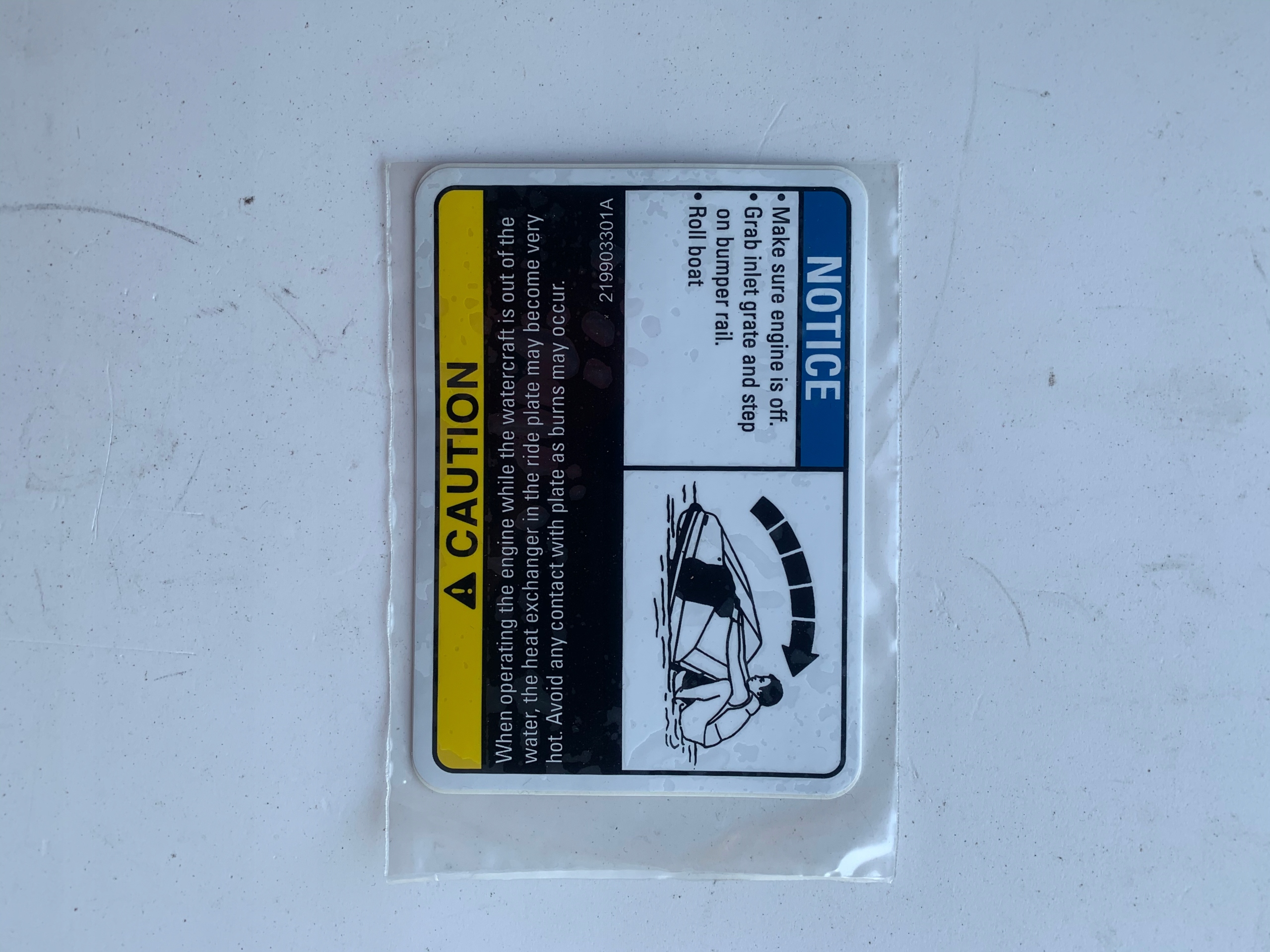

Naklejka Sea-Doo Caution 219903301