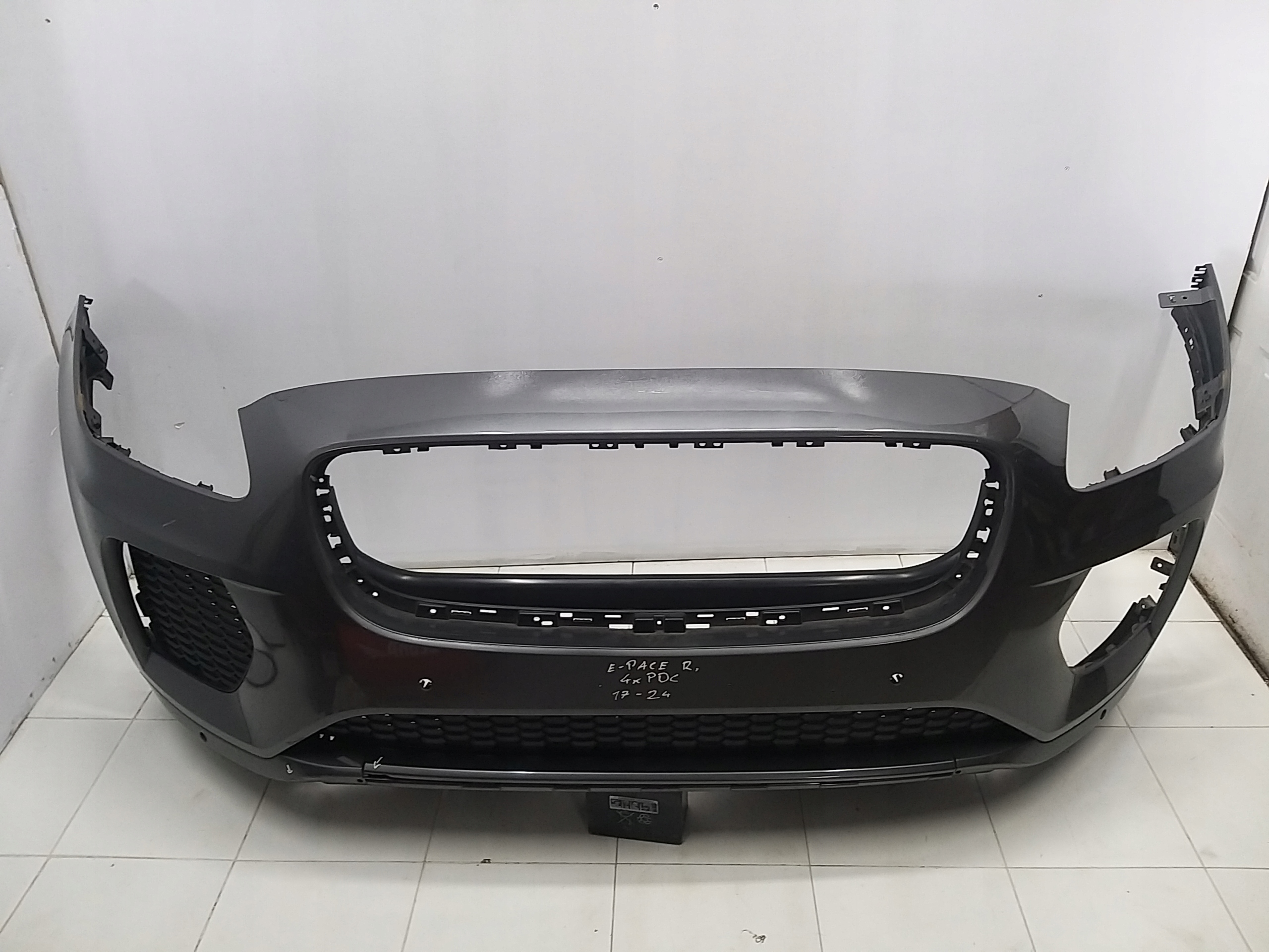 JAGUAR E-PACE nárazník předek přední 17R- J9C317F003-C