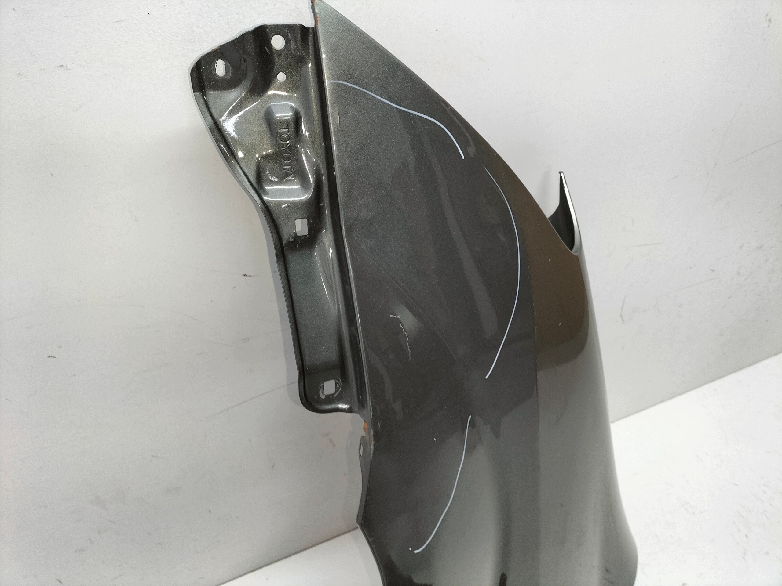 fender front front left TOYOTA COROLLA VERSO 04-09