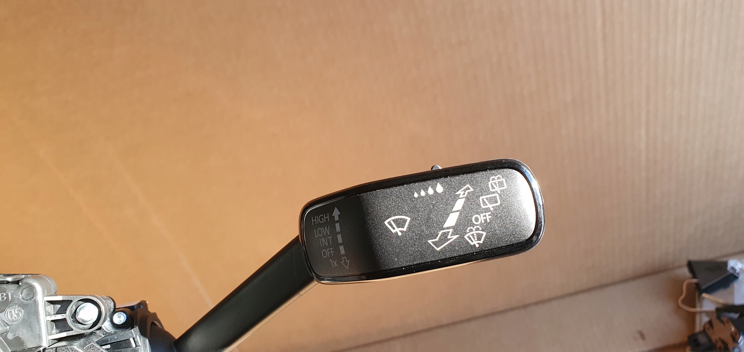 PAJAK DEVIO LUCI DEVIO 5Q1953507M 5Q1953549 VW AUDI SKODA