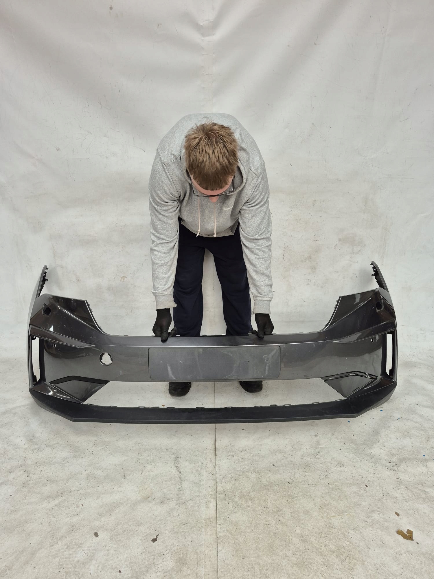 SKODA ENYAQ IV 20-> bumper front front washer PDC