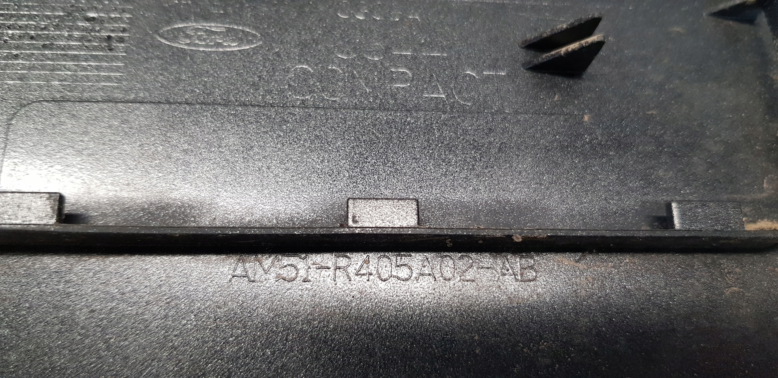 FORD C-MAX MK2 Tankklappe des Kraftstoffsbehälters Farbe BA AM51-R405A02-AB