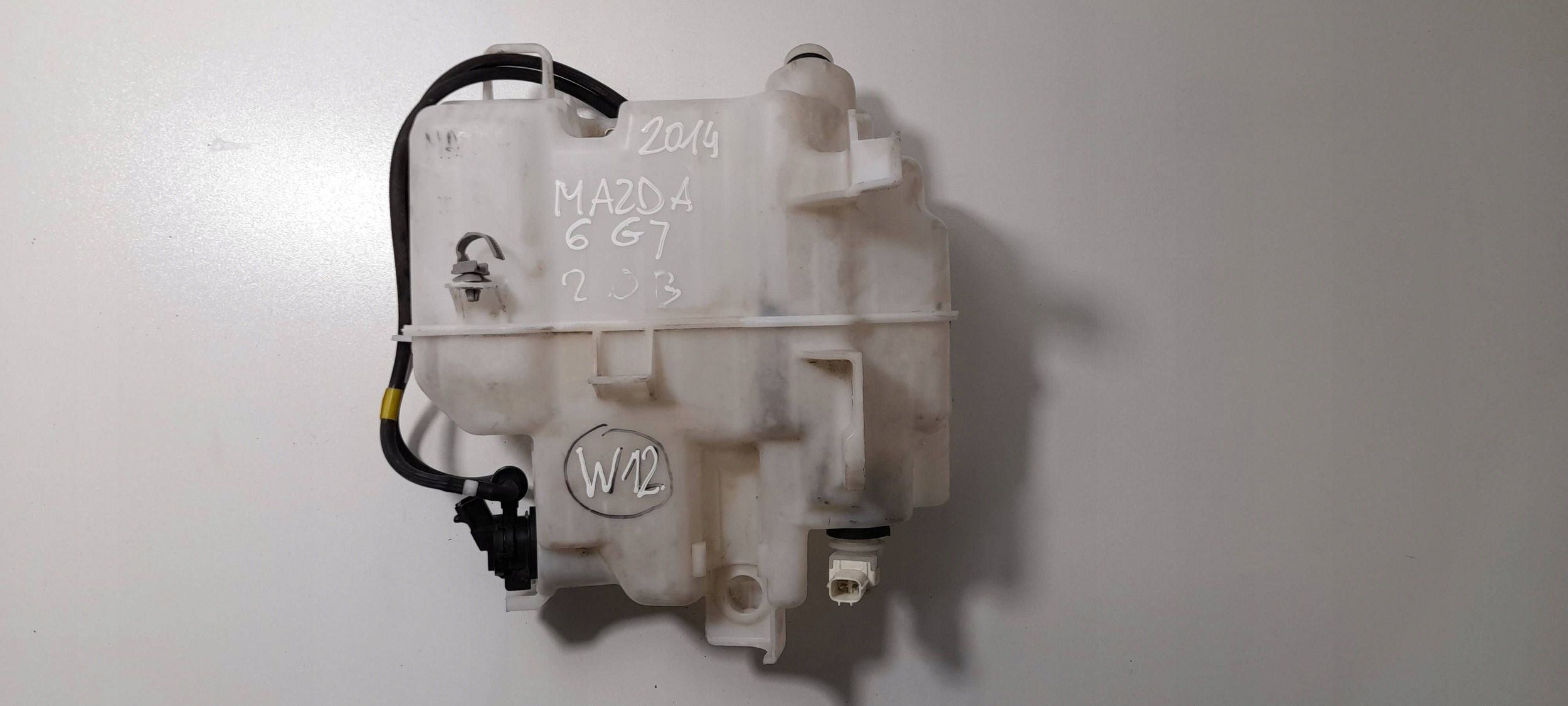 Mazda 6 GJ washer fluid tank 860142809 (W12)