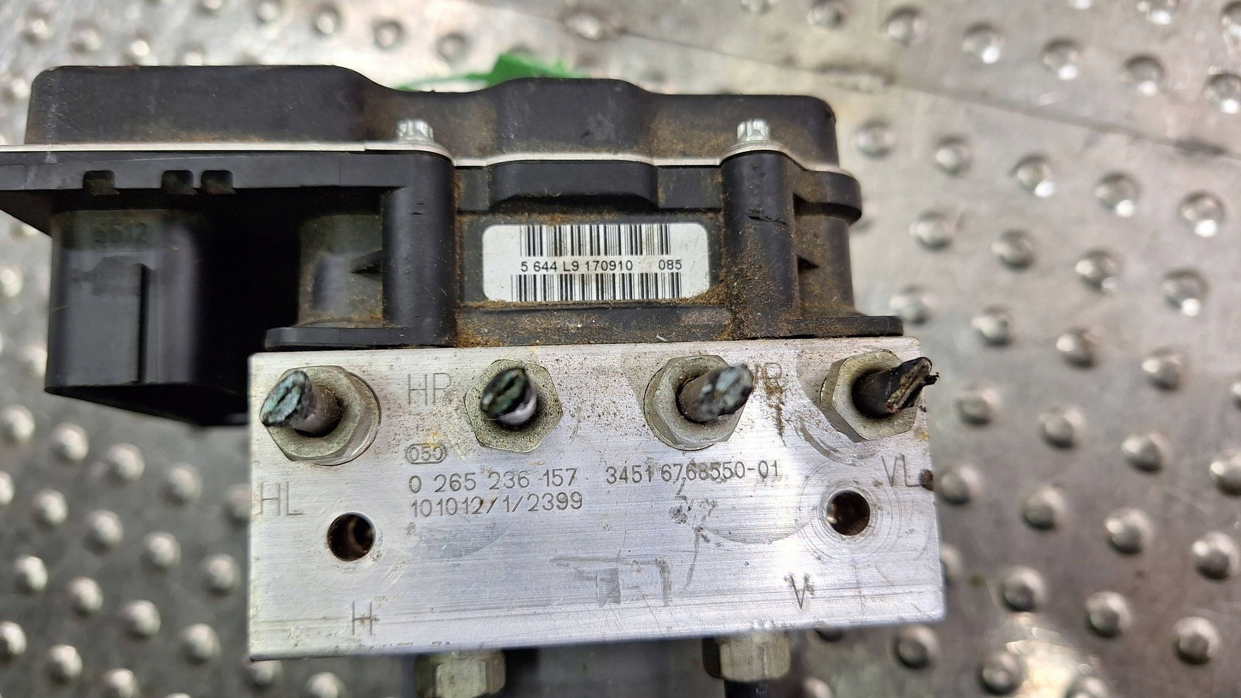 pump control unit ABS 6798990 6798989 0265951101 BMW X1 E84 2.0 D