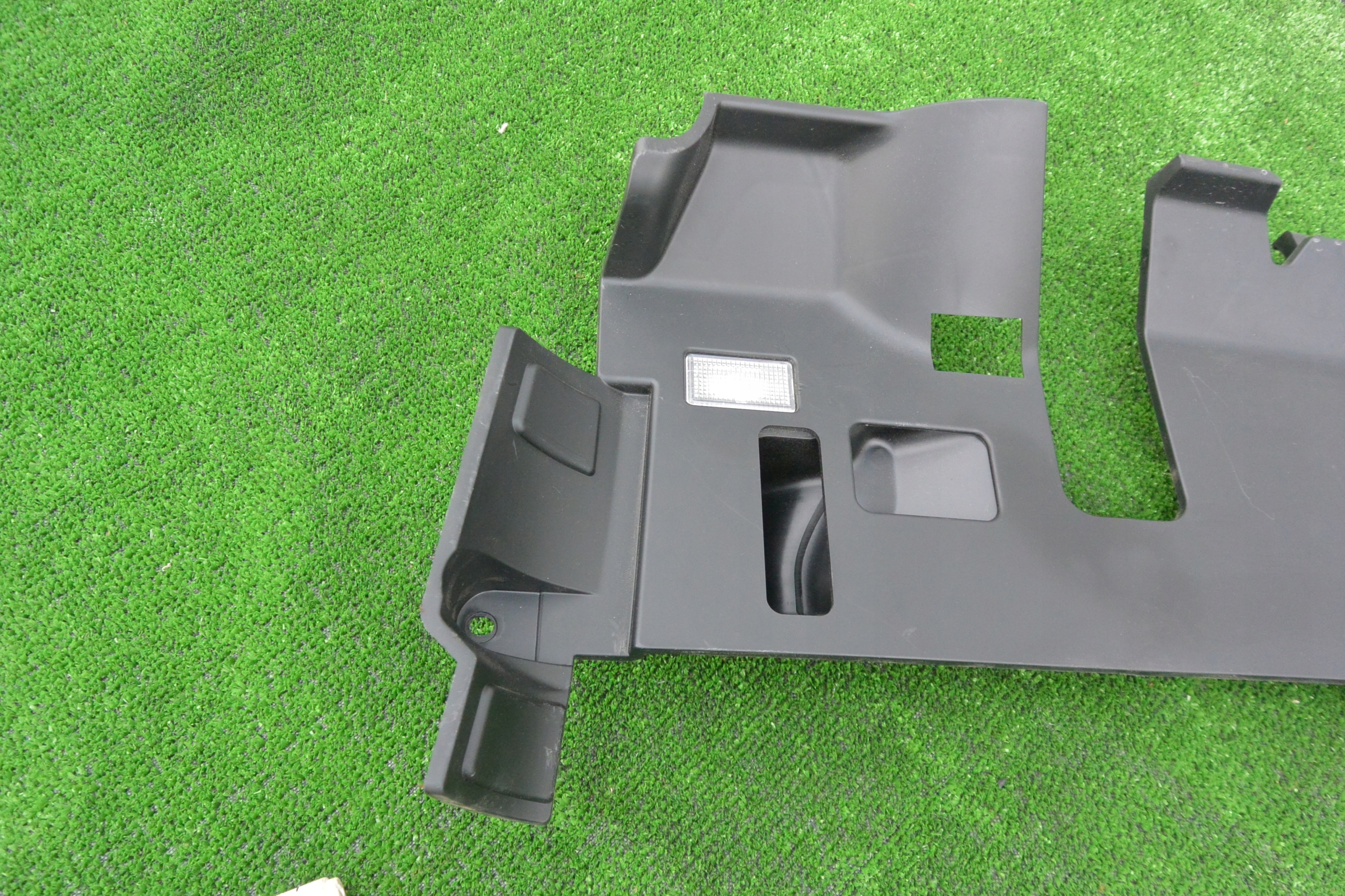 fedél DESKI DOLNA bal TESLA MODEL S 2012-2016 EUROPA