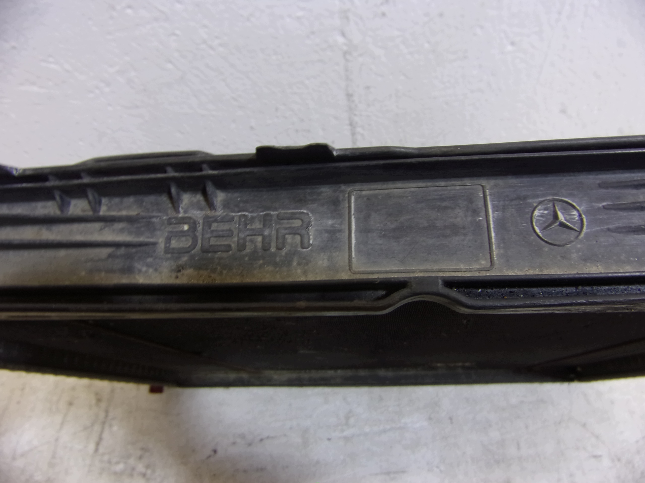 water cooler MERCEDES-BENZ W124 2.0
