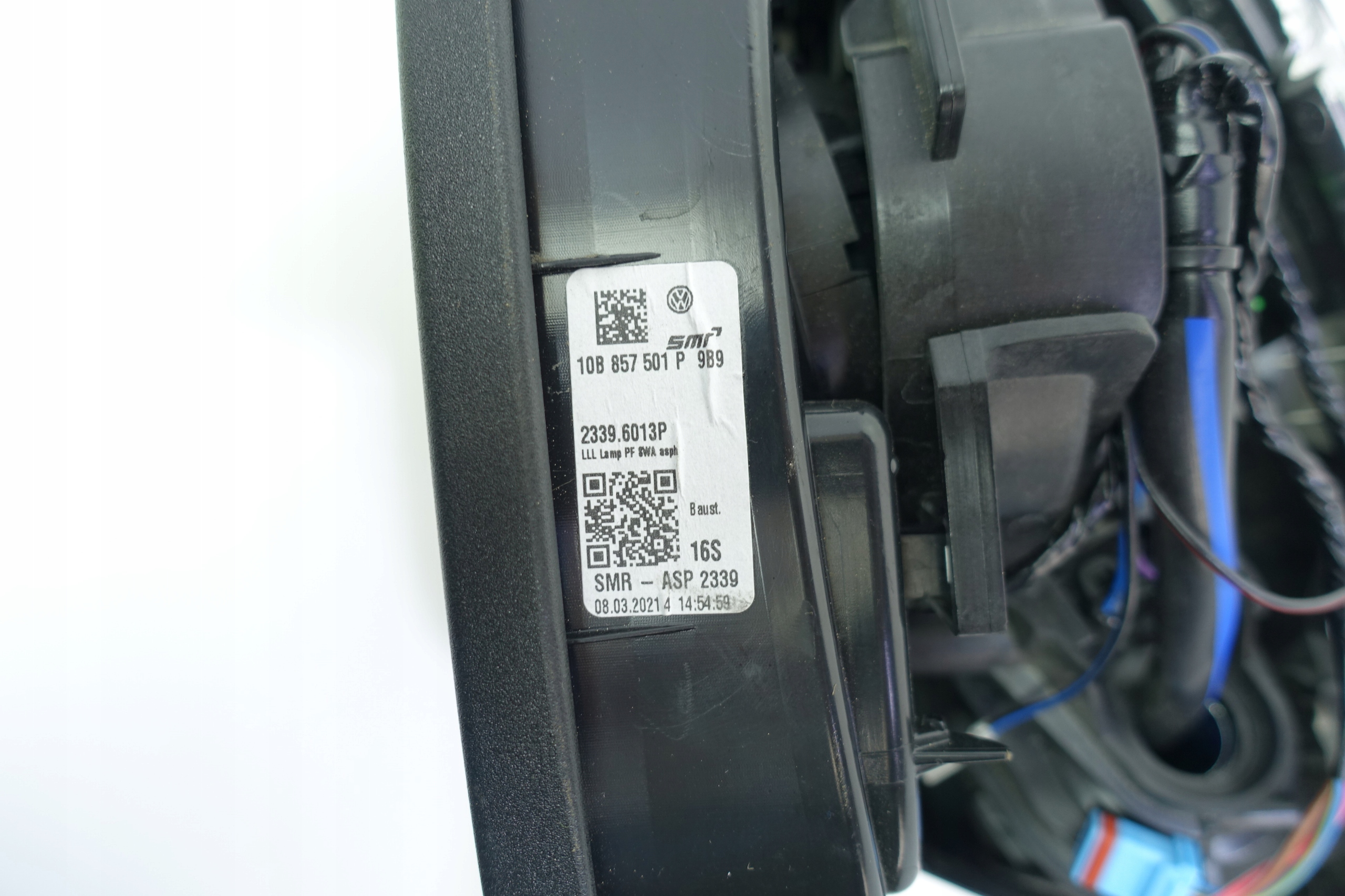 LUSTERKO LEWE VW ID.3 9+3 PIN KAMERA 10B857501P Producent części Volkswagen OE