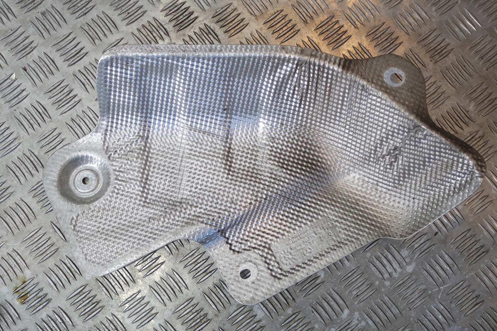 Теплозахисний екран MERCEDES GT AMG A1906825800