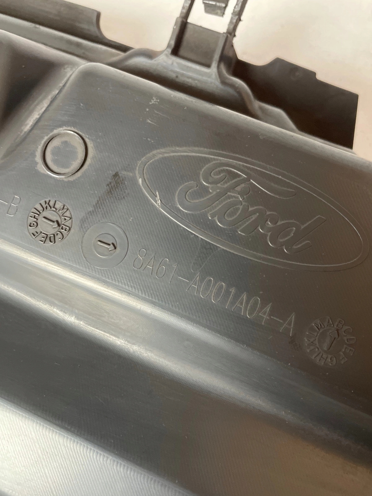 cover supports radiator Ford Fiesta MK7