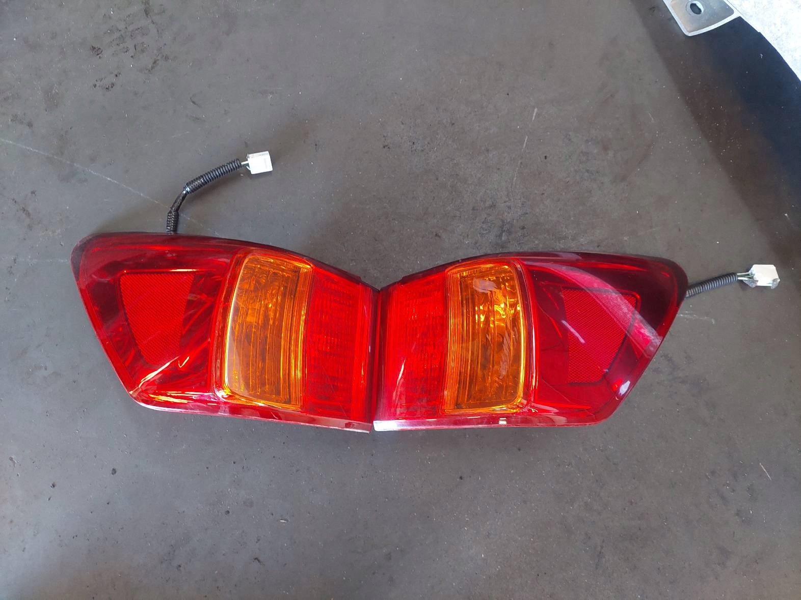 complete rear part LEXUS IS II 1G0 trunk door bumper lights