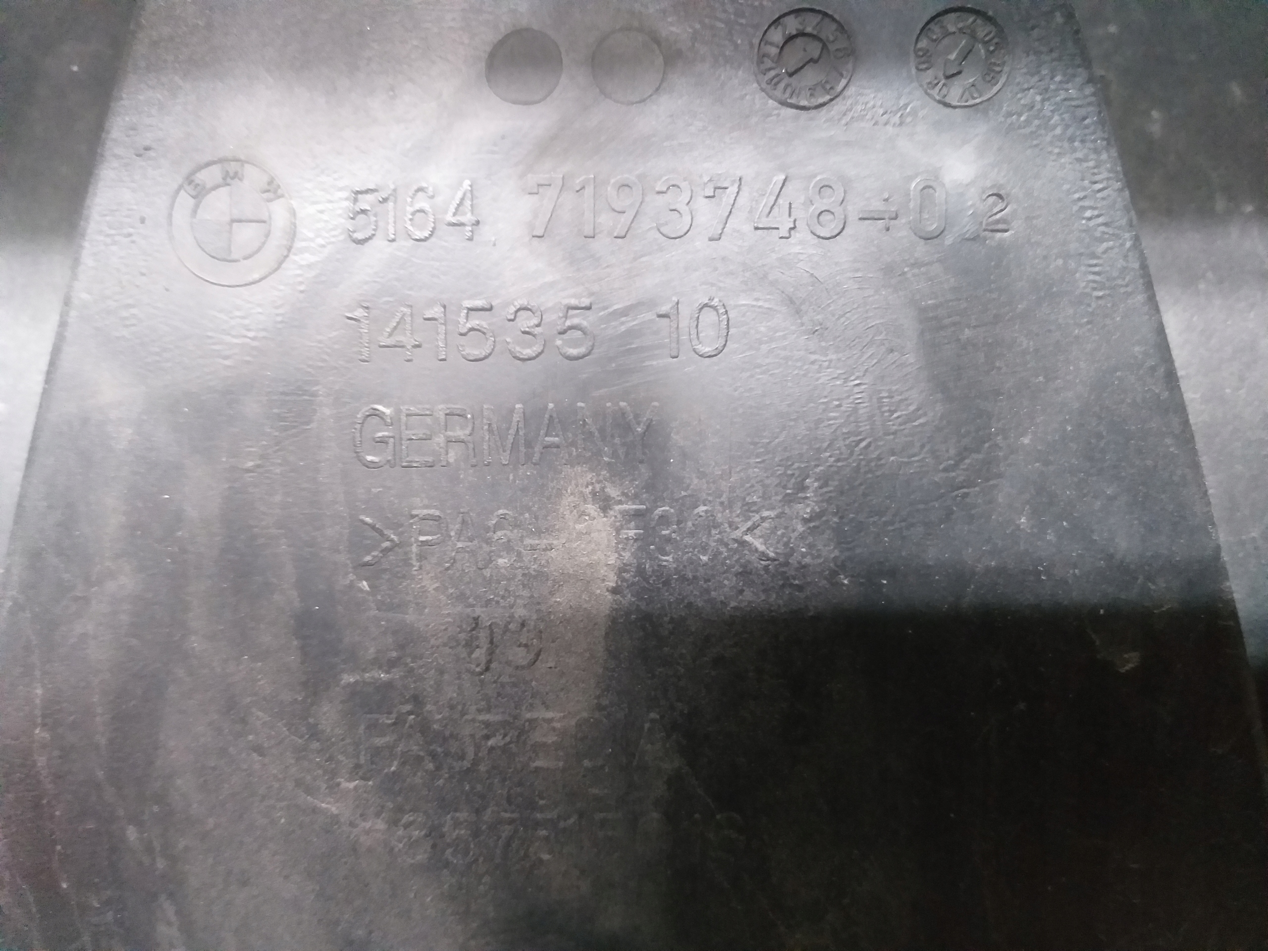Schlossträger BMW und 1 E87 7193748-02