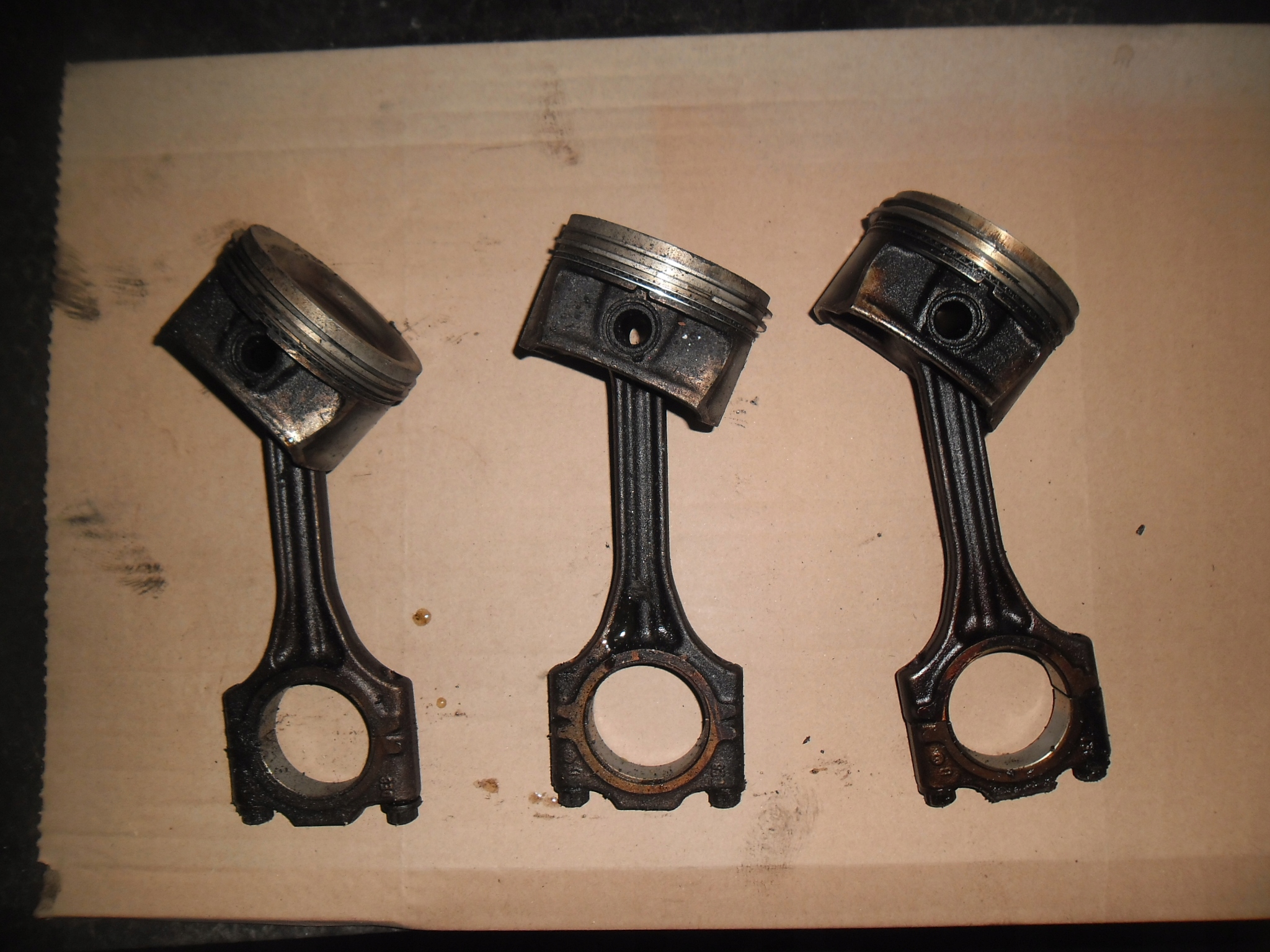 TŁOK KORBOWÓD VW POLO FOX SKODA 1.2 6V BMD