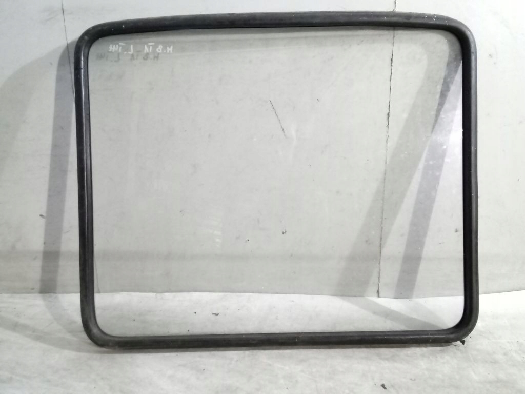 Mercedes T1 Kaczka window left rear part rear