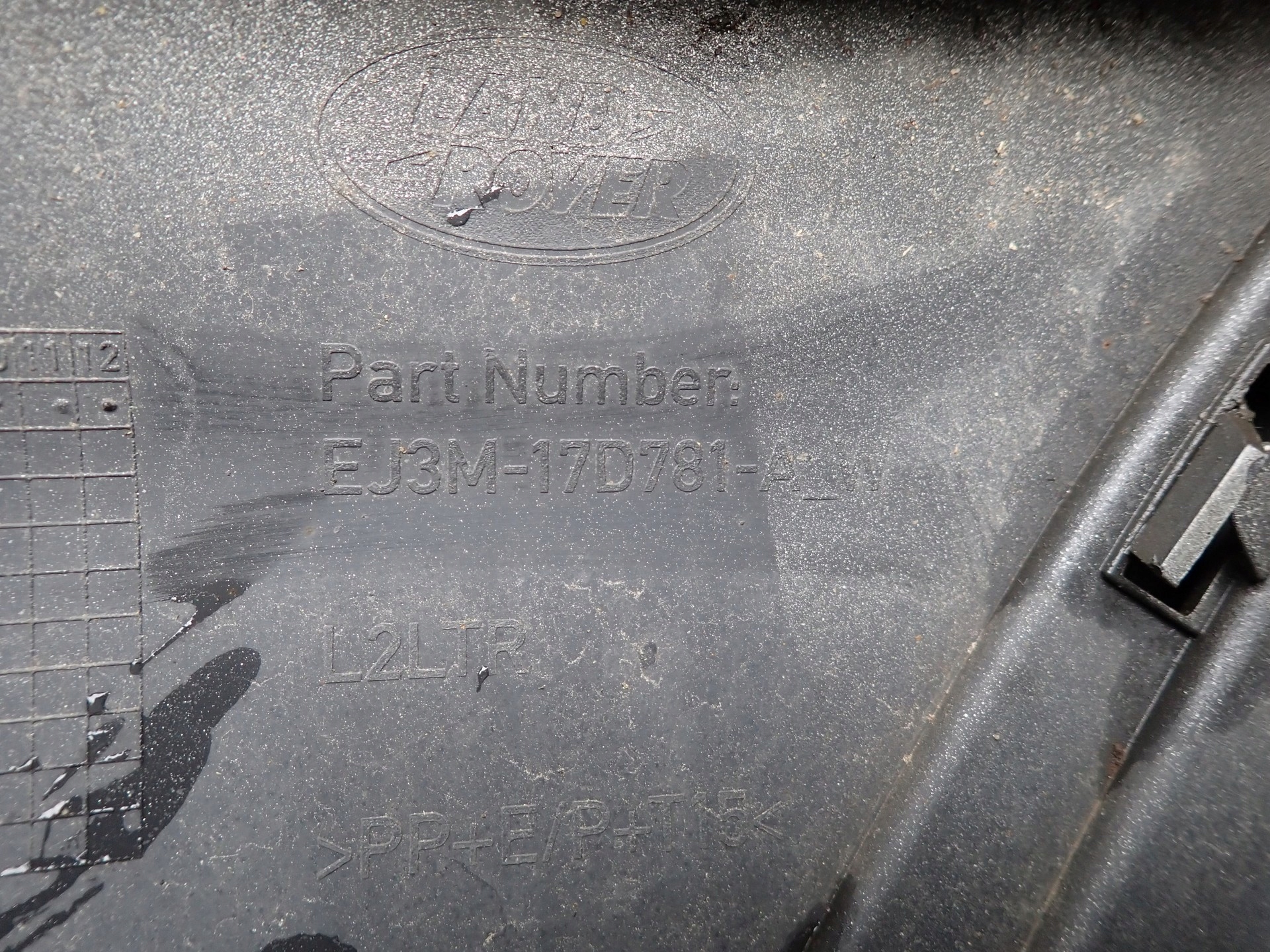 bumper rear part rear LAND ROVER RANGE ROVER EVOQUE DYMAMIC L538 2011