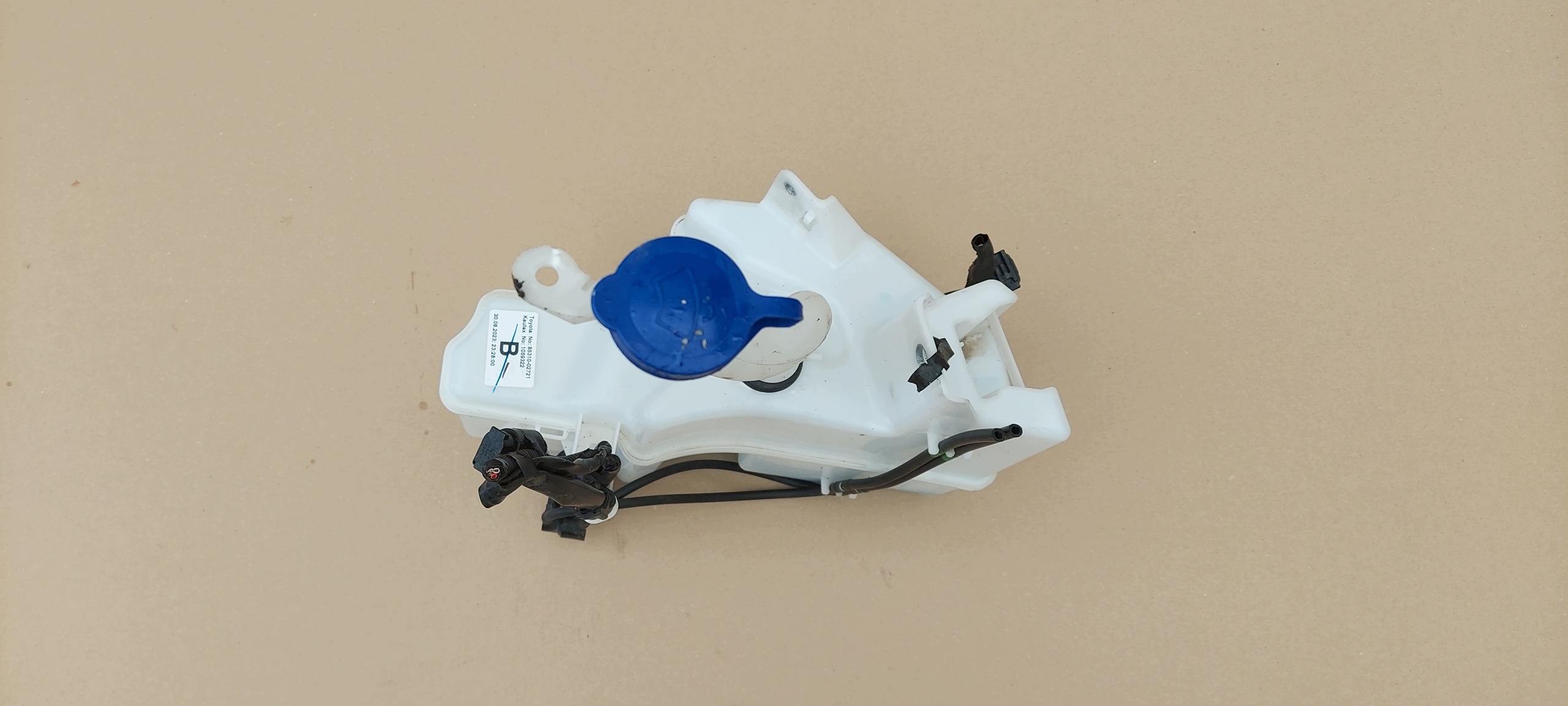 washer fluid tank complete TOYOTA COROLLA E21 18-21 85310-02721