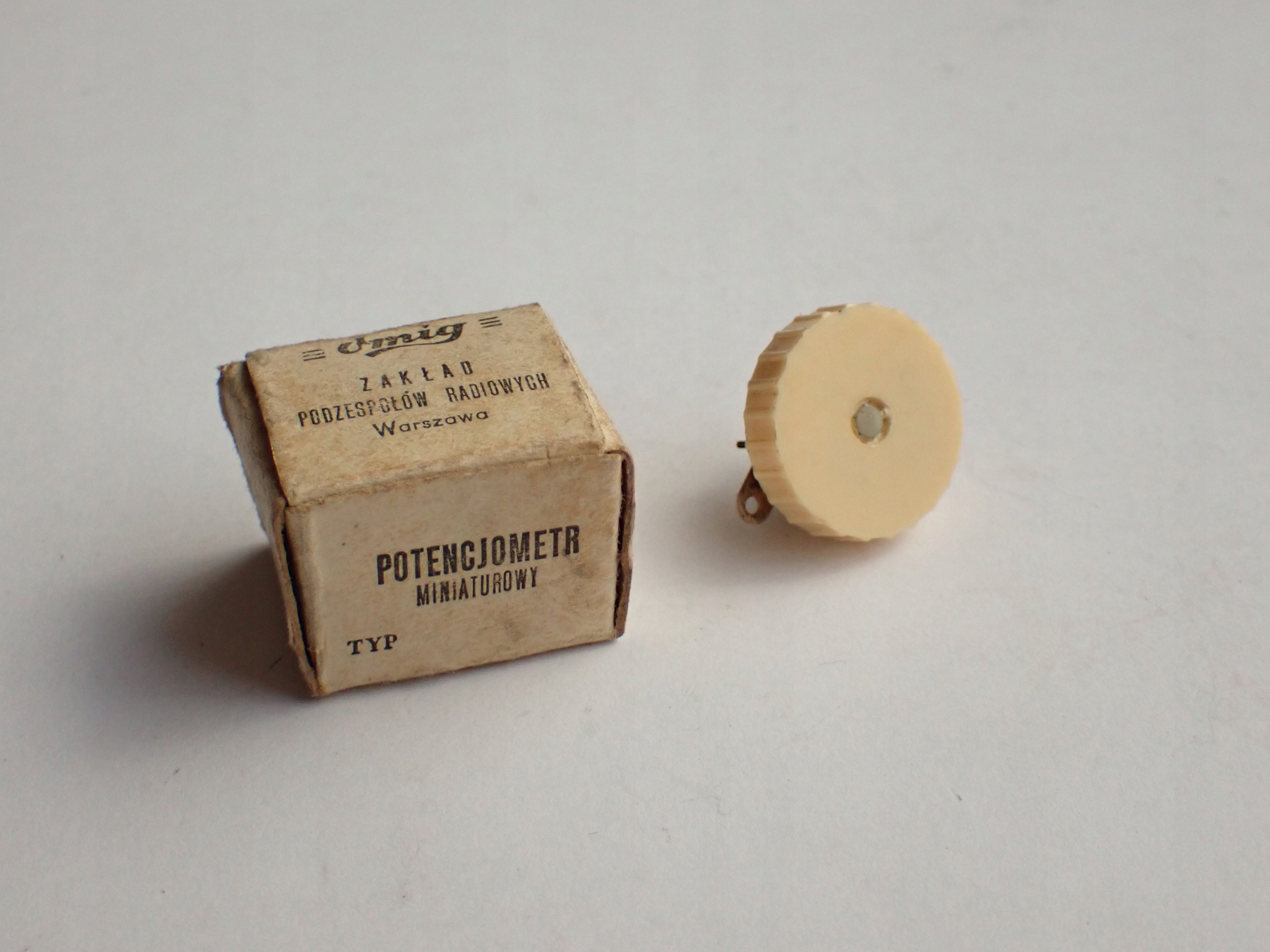 Stary Potencjometr Miniaturowy