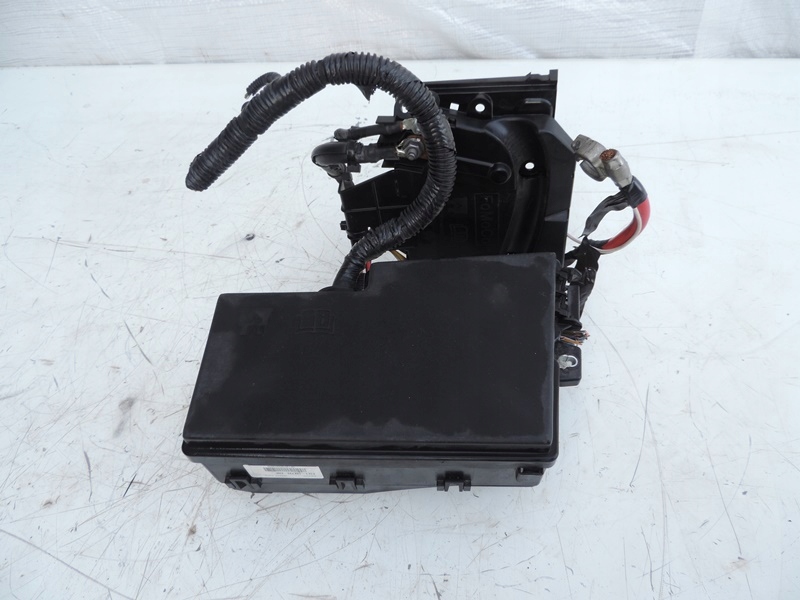 FOCUS MK3 SKRZYNKA BEZPIECZNIKÓW F1ET-14K733-ANF