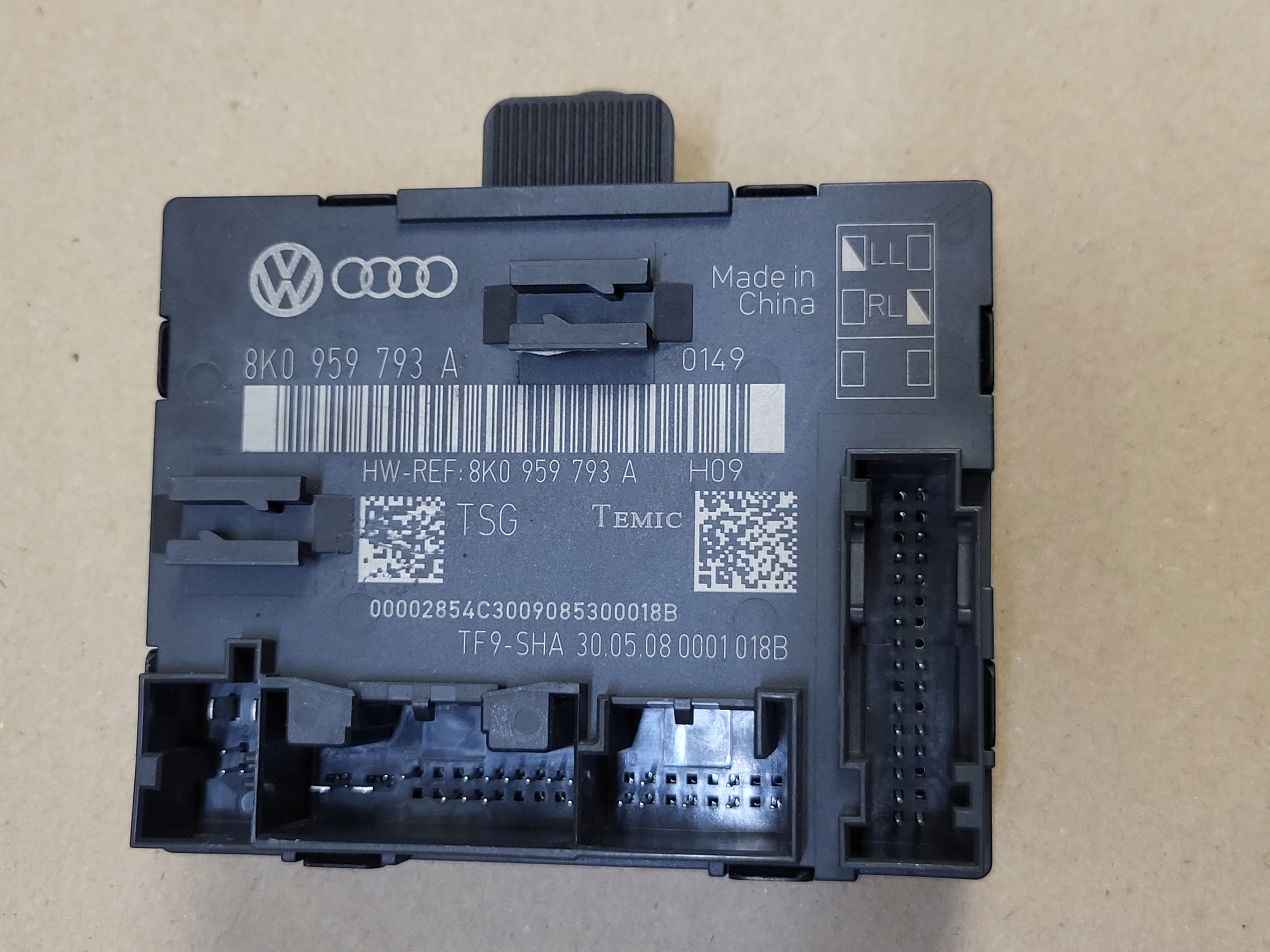 module control unit door left front AUDI A4 B8 8K A5 8T OE EU