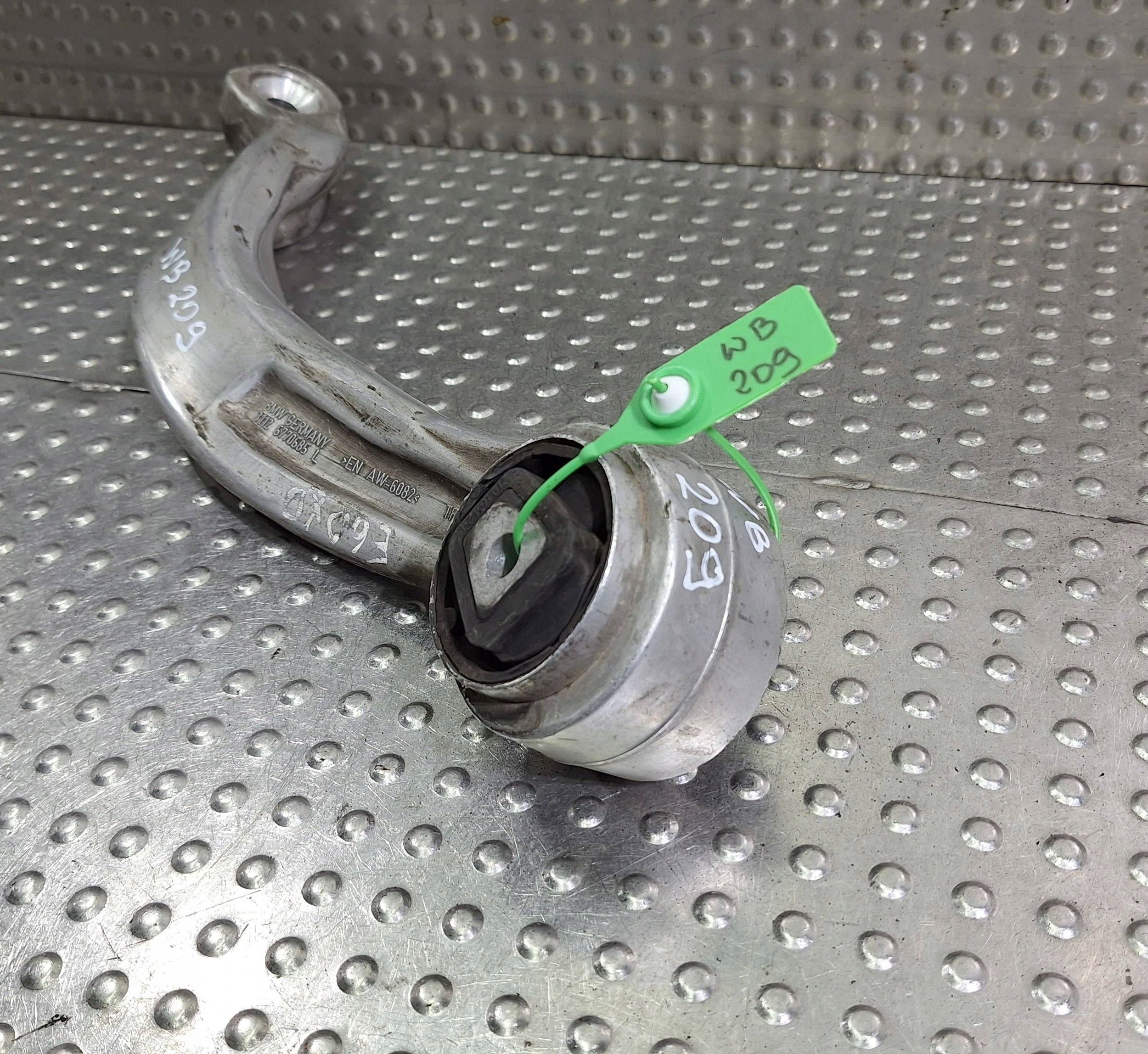 Querlenker links vorne 6770685 BMW E60 E61 XDRIVE