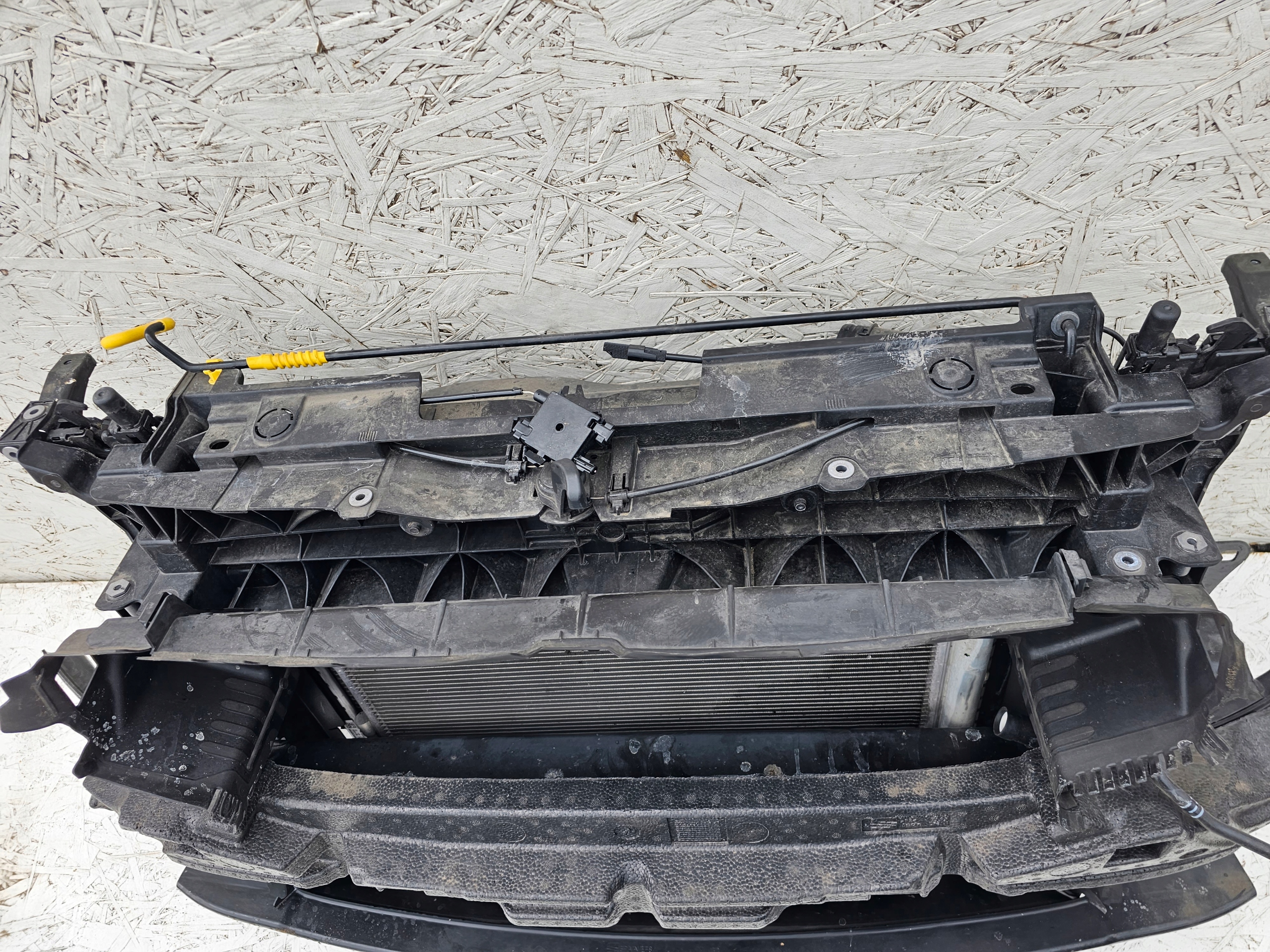 CUPRA FORMENTOR PAS PRZEDNI CHŁODNICE 1,4 ETSI Typ samochodu Samochody osobowe