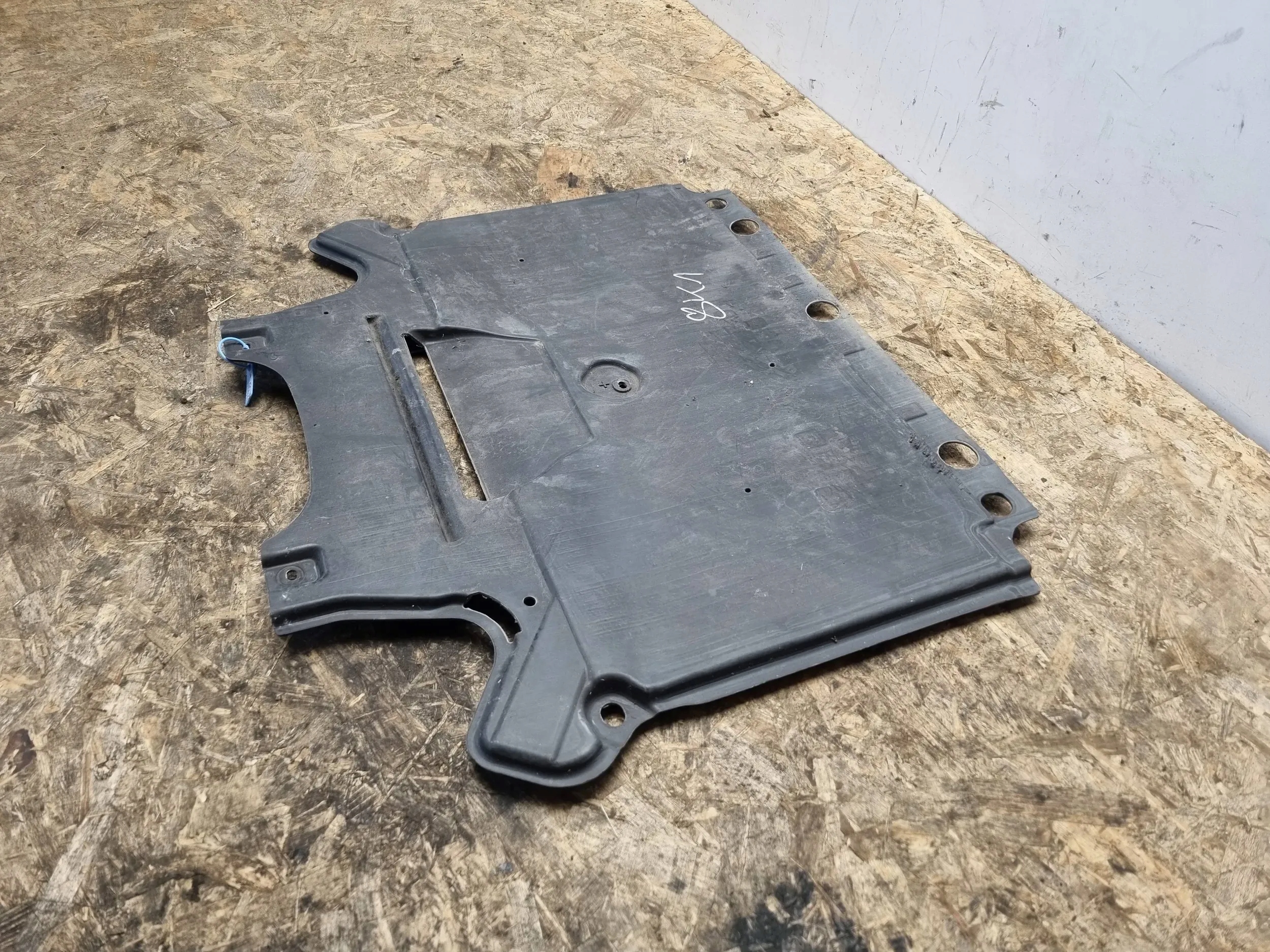 cover cover below engine 8K1863822L AUDI A4 B8 A5 Q5 8R