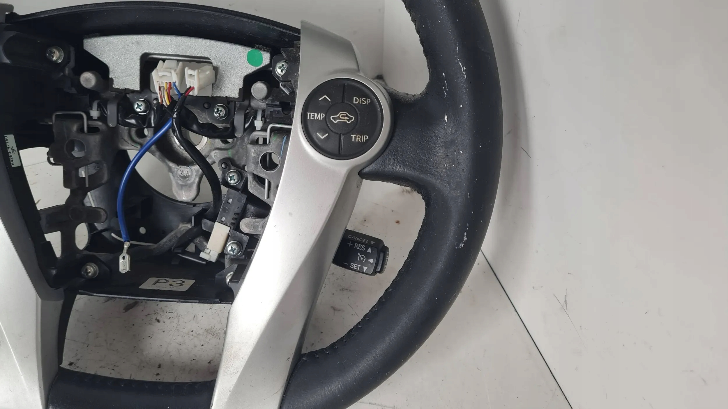 Kierownica Multifunkcja TOYOTA PRIUS III Europa Typ samochodu Samochody osobowe