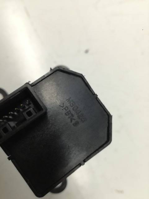 switch M30424 Honda Civic VIII 1.3 B
