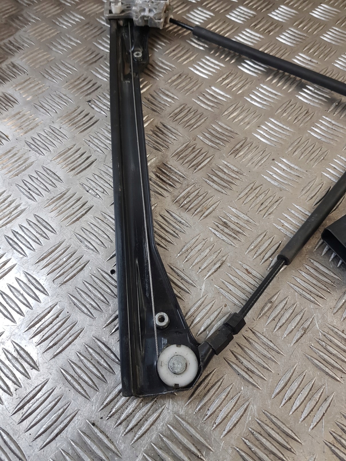 window regulator right front mini motor VW BORA sedan 98R