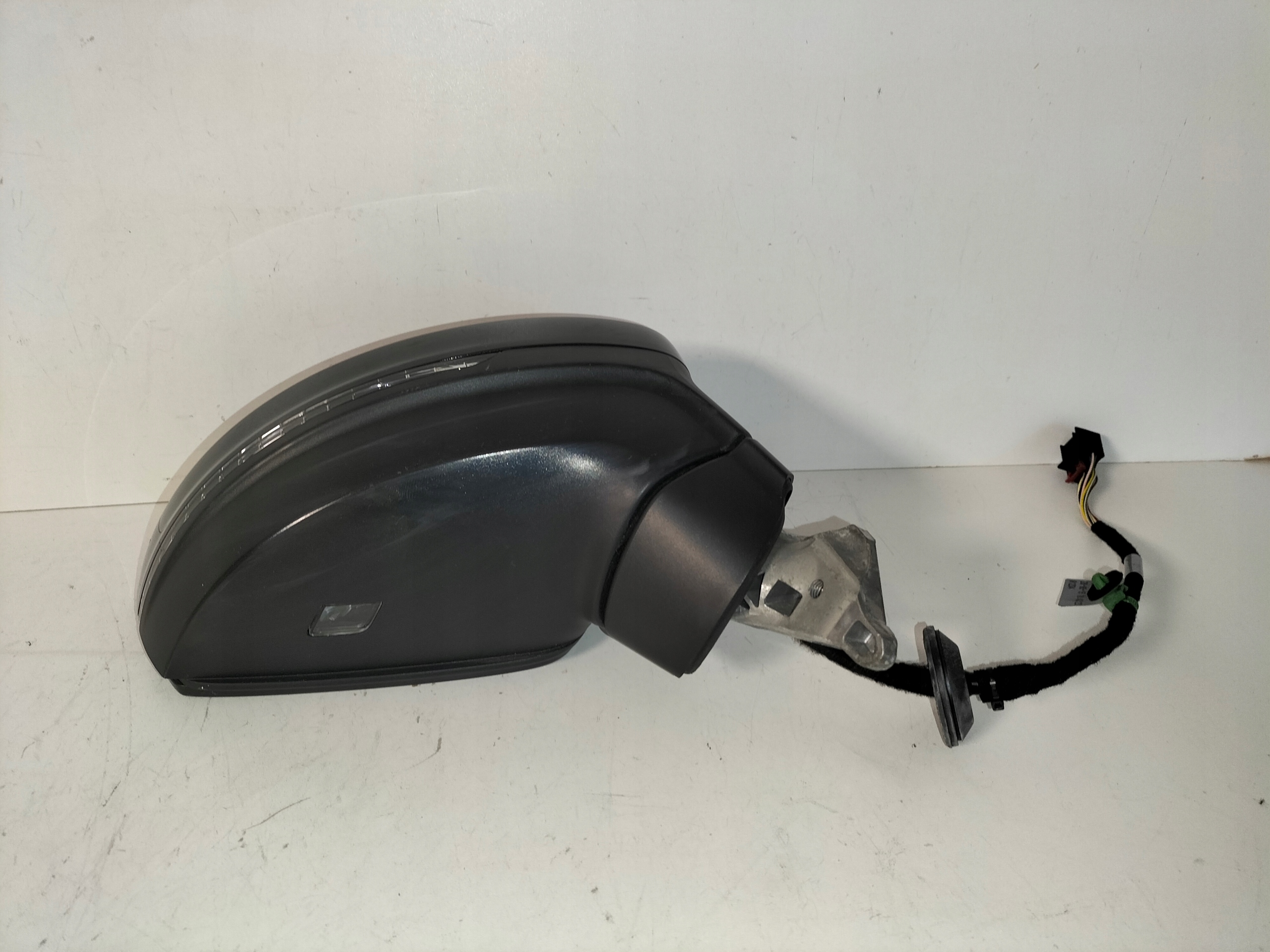 mirror right electrics VW TIGUAN II 16