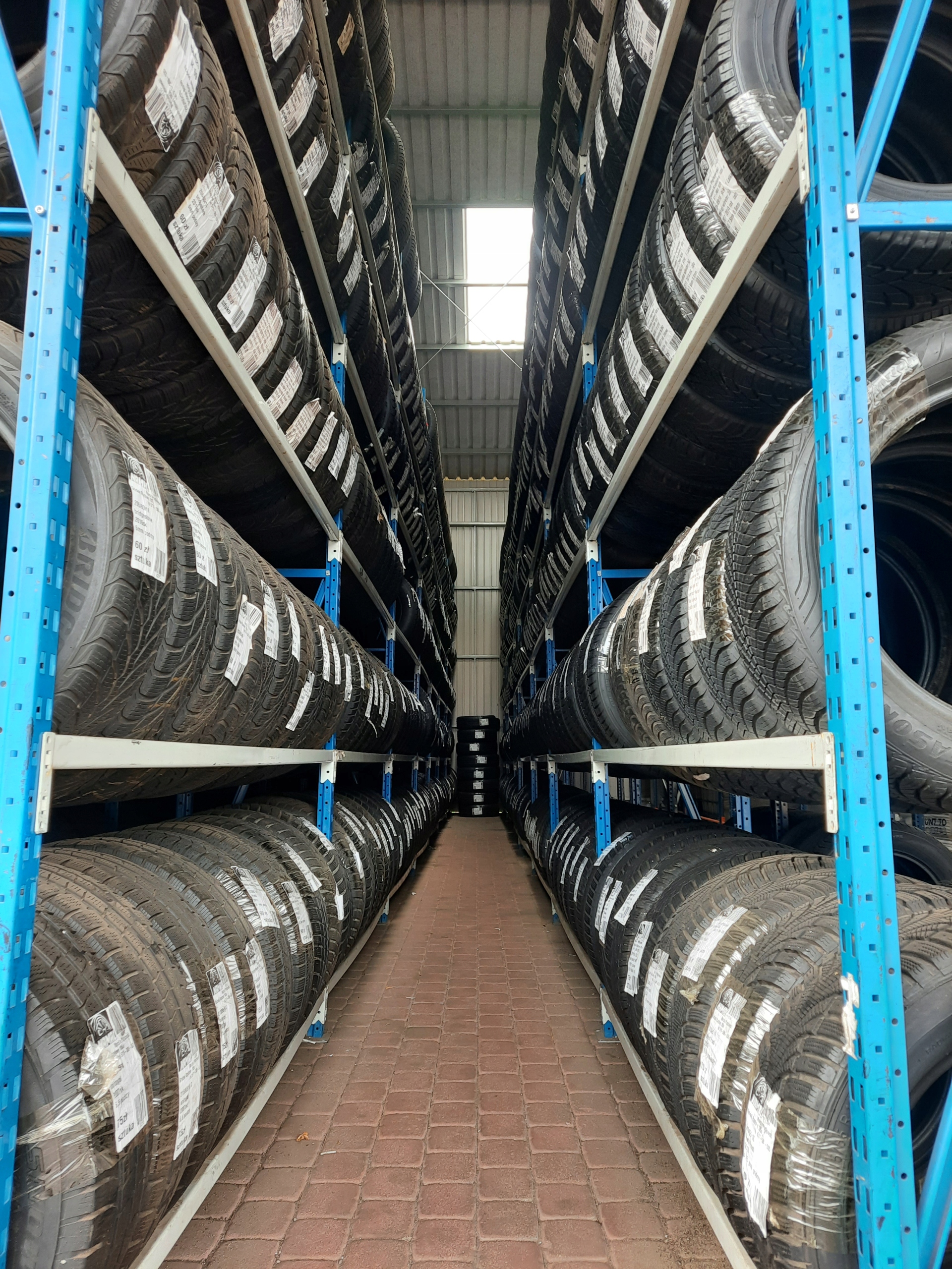 110/70R17 bridgestone 3682 Rodzaj TL - bezdętkowe
